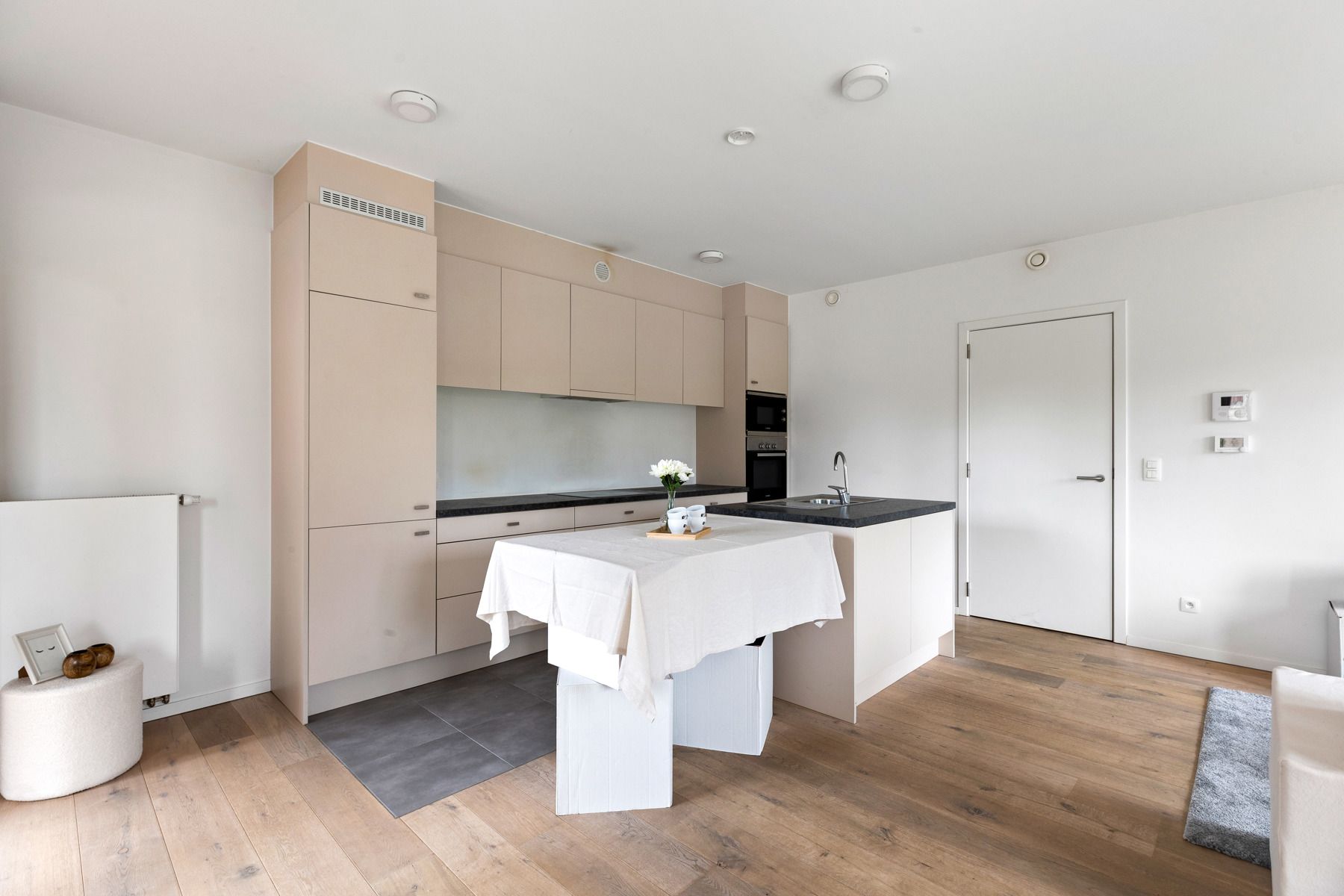 Gelijkvloers appartement met 2 slpks in centrum Wetteren! foto 6