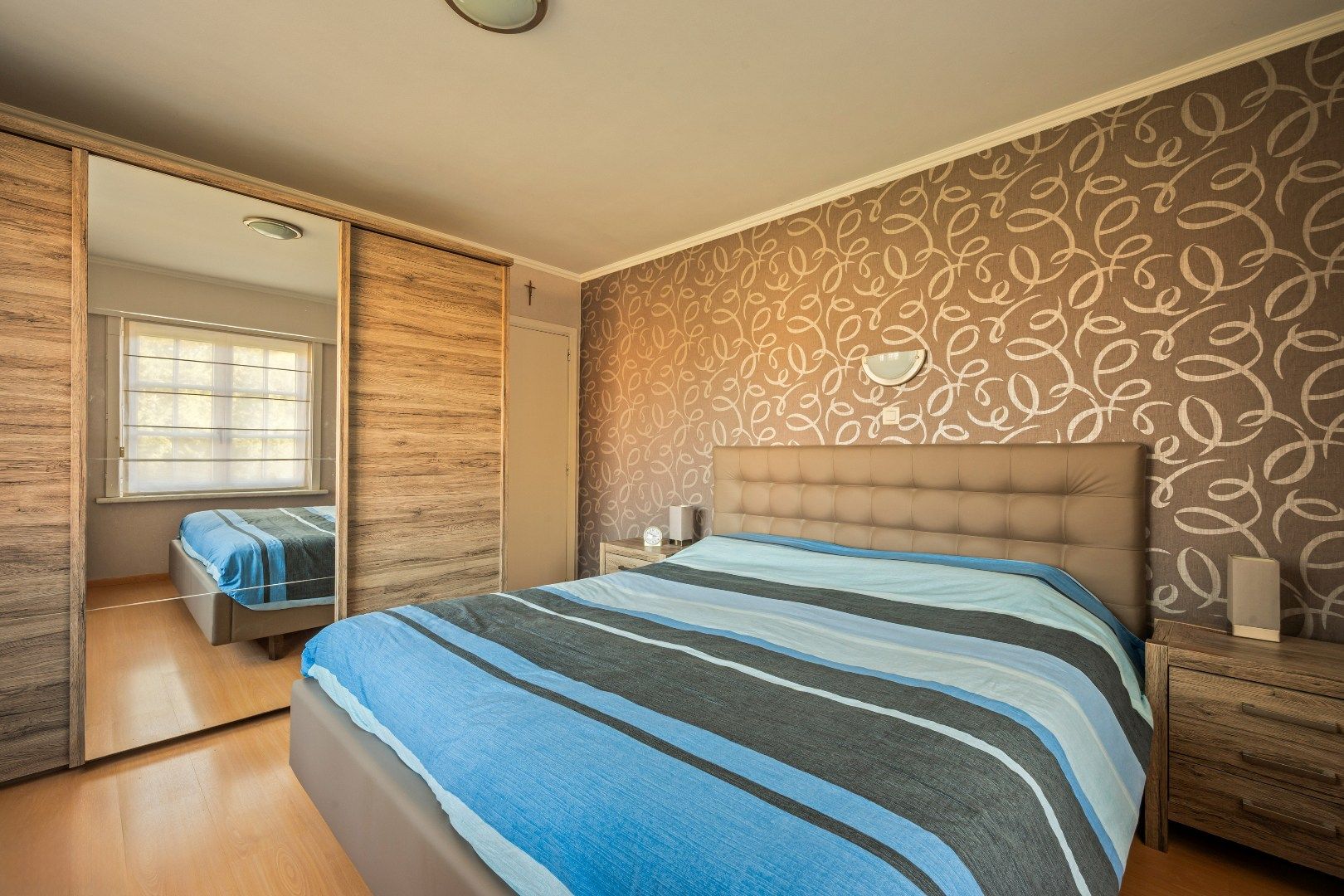 Instapklare halfopen woning met 3 slaapkamers, garage, tuin en mancave in Mesen foto 14