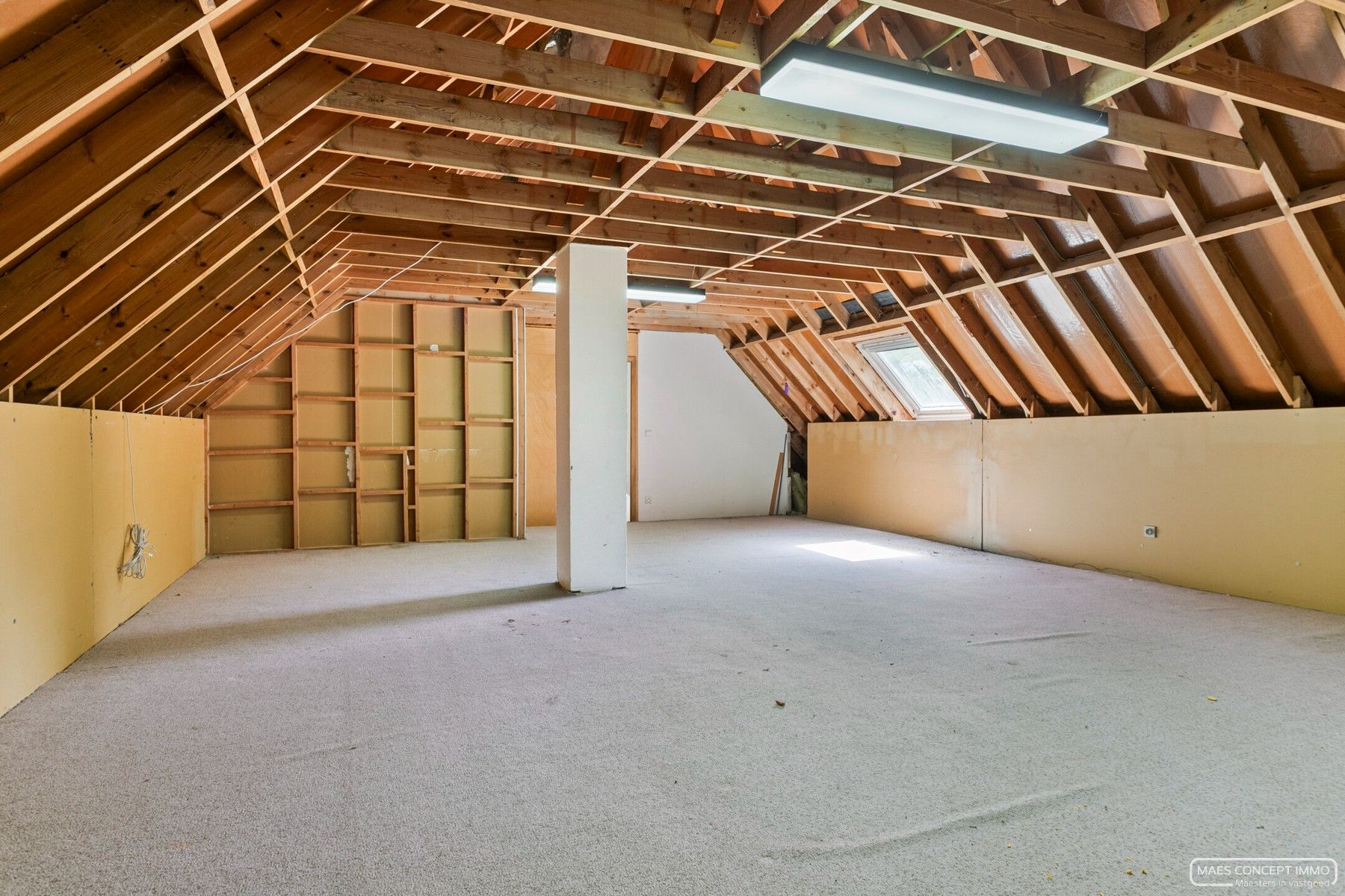 Ruime villa te koop in rustige wijk te Wielsbeke foto 16