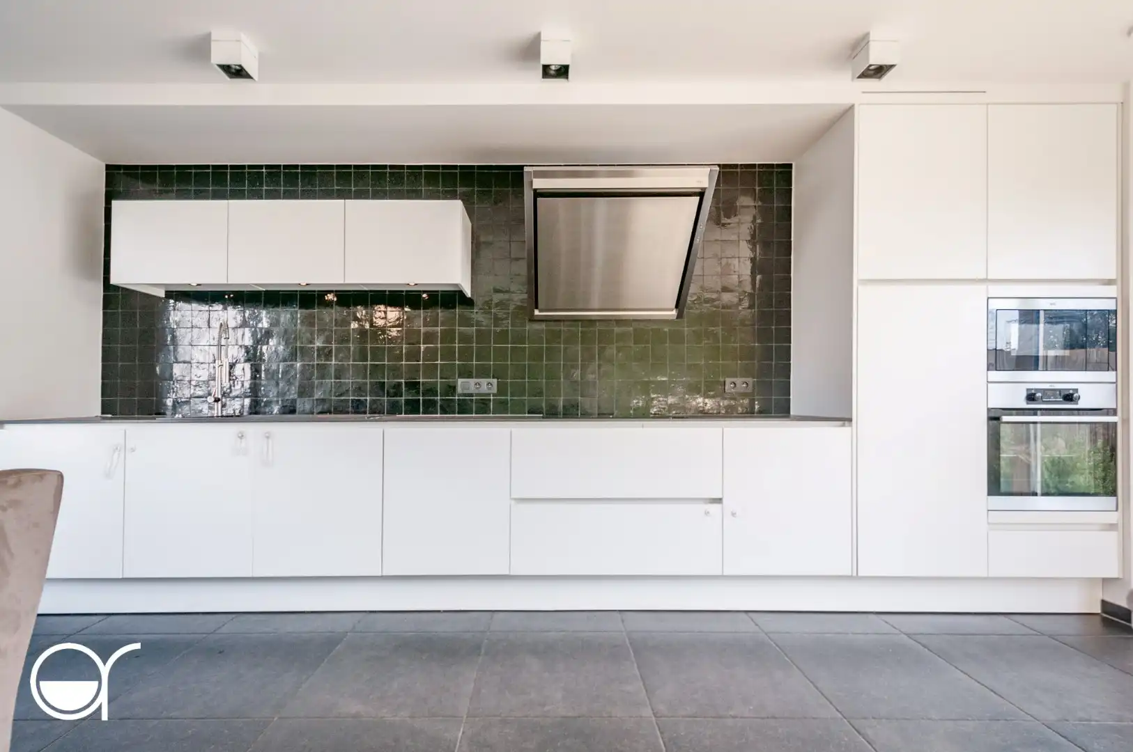 Woning met 3 - 4 slaapkamers met zonnige tuin foto 9