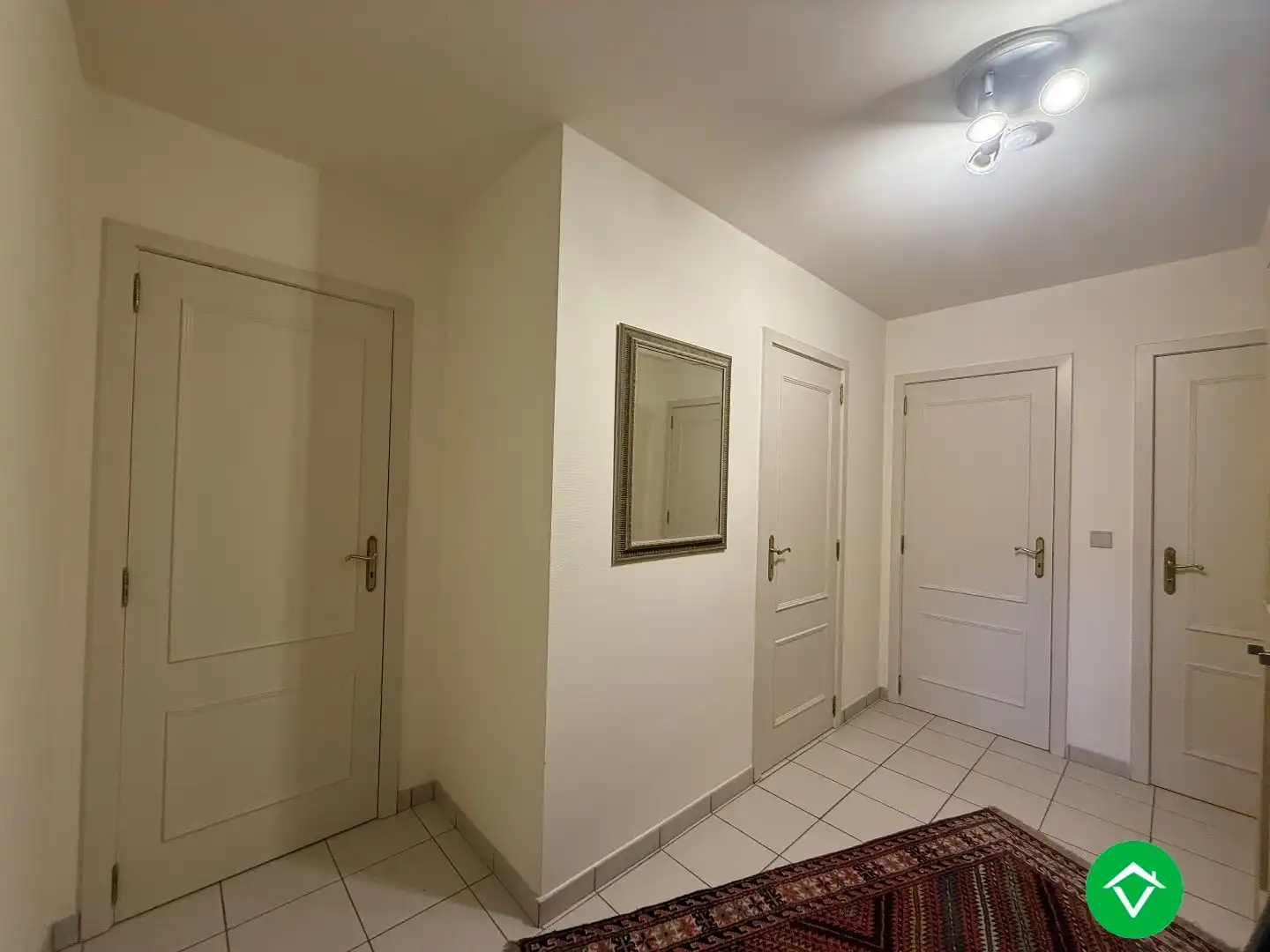 Ruim 2-slaapkamersappartement met garage in centrum Roeselare  foto 15