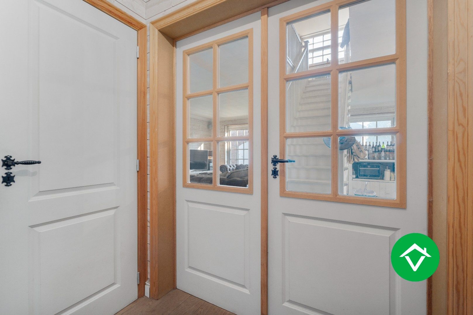 Charmante landelijke woning met drie slaapkamers, ruime garage en prachtig vergezicht te Bovekerke (Koekelare) foto 3