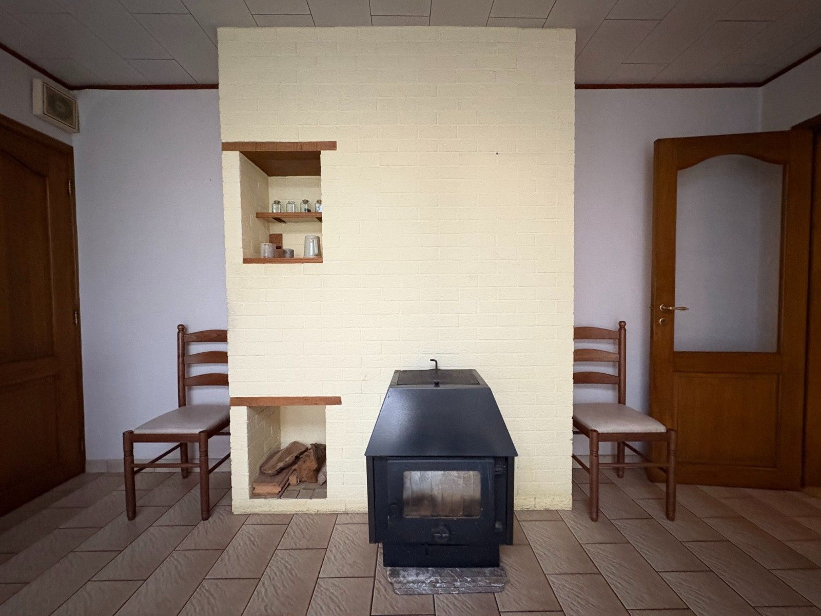 Halfopen bebouwing mét magazijn te koop! foto 13