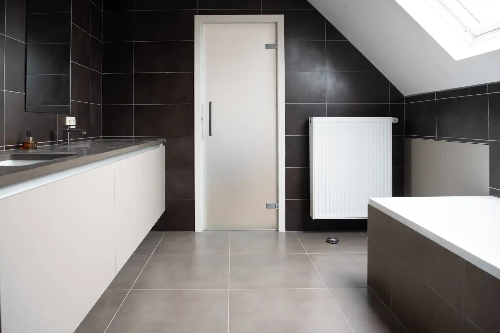 Exclusief dakappartement met uniek waterzicht, royale ruimtes en uitzonderlijk grote garage! foto 14
