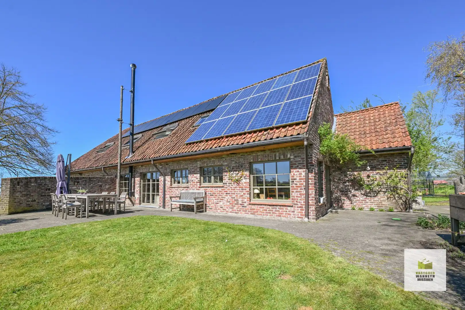 Landelijke gerenoveerde woning op 9.500 m2 met 3 slaapkamers en landelijk vergezicht foto 5