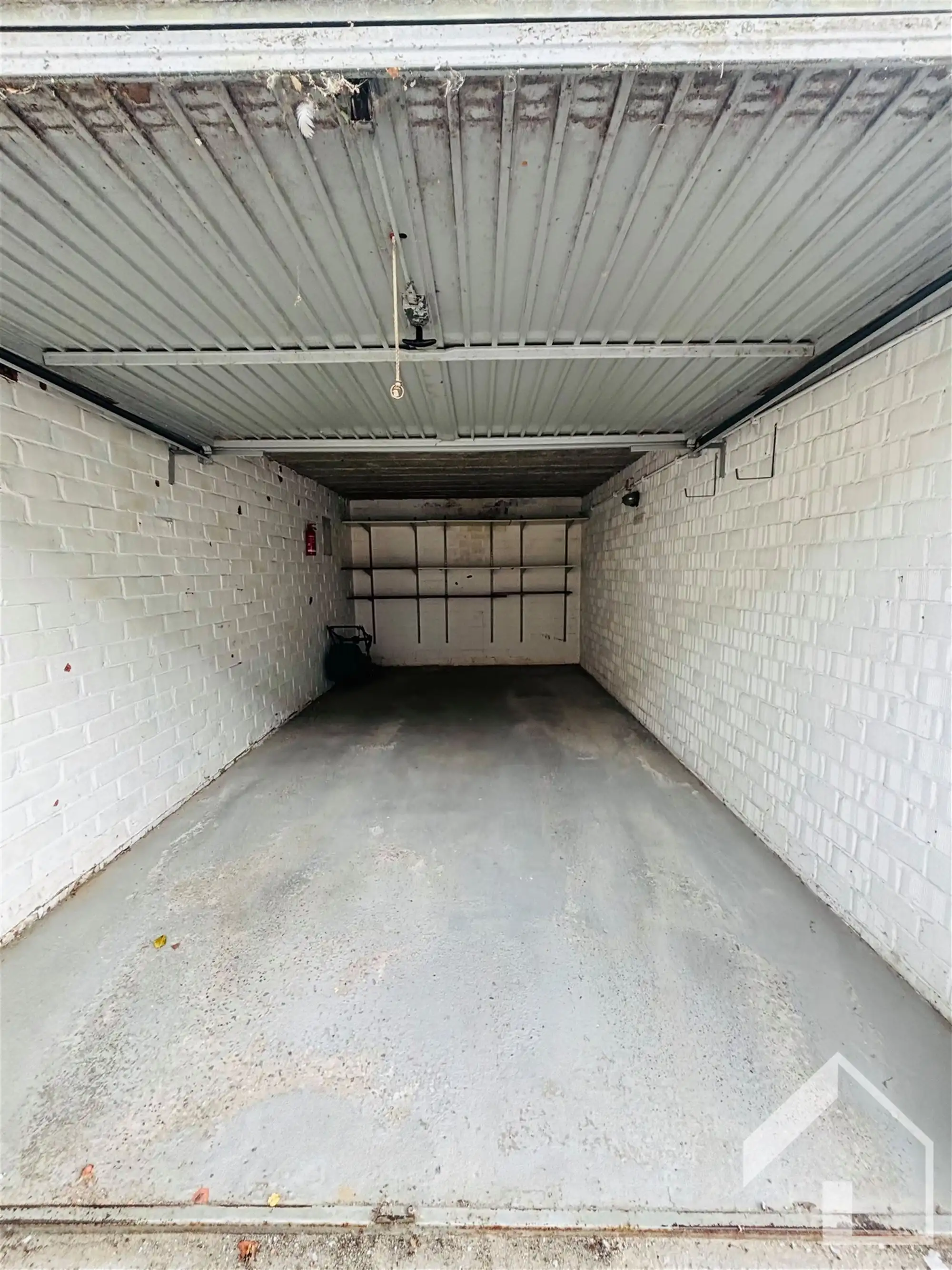 Te moderniseren GLVL appartement met garagebox foto 12