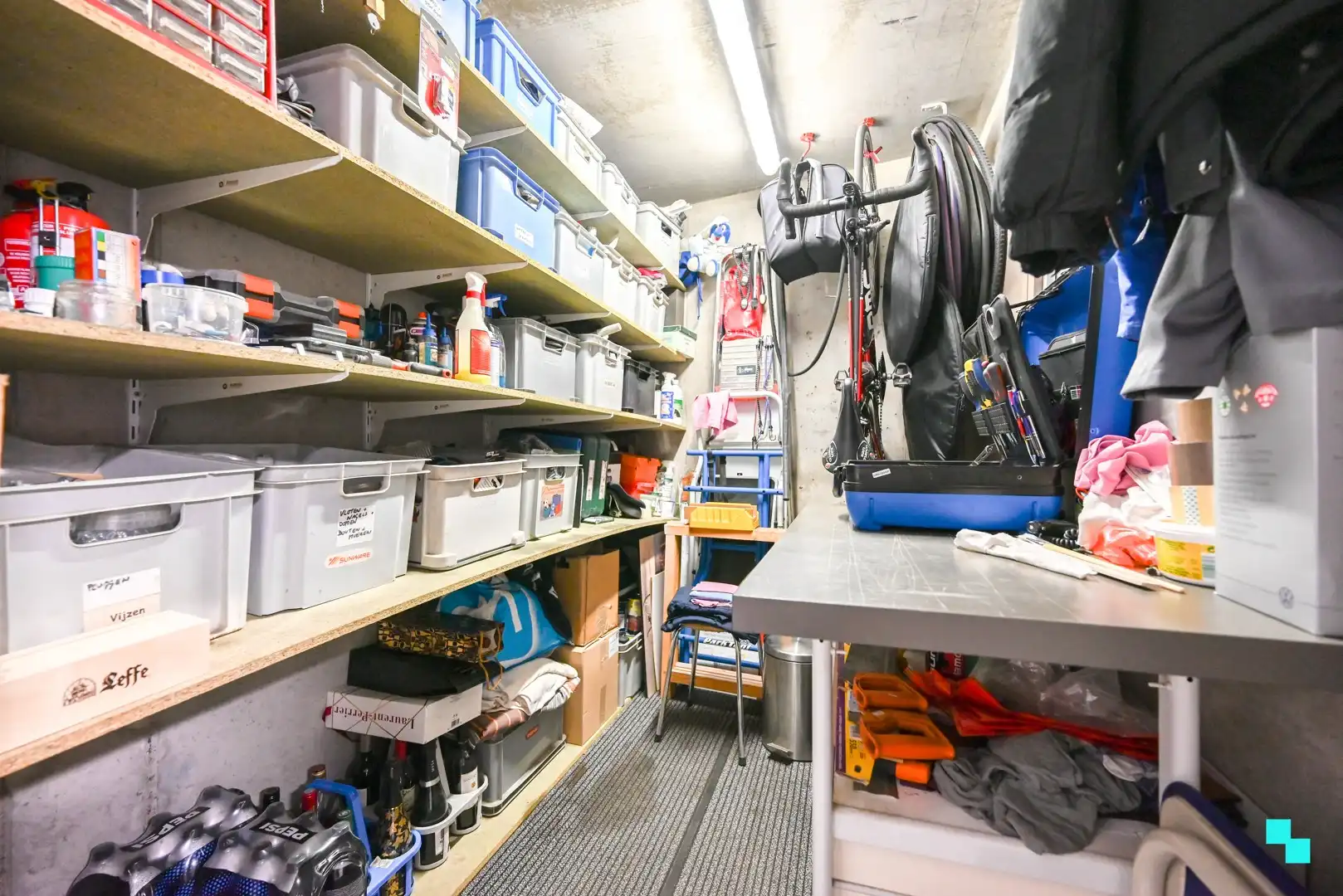 Riant, instapklaar appartement te Kortrijk foto 27