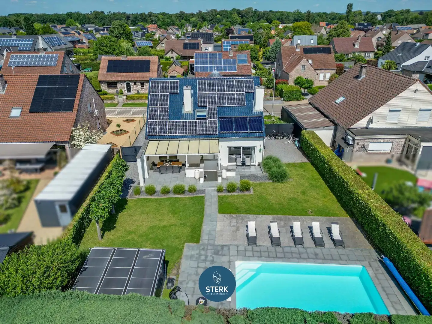 CHARMANTE VILLA (EPC LABEL B) MET ZWEMBAD OP EEN TOPLOCATIE TE LANAKEN ! foto 3