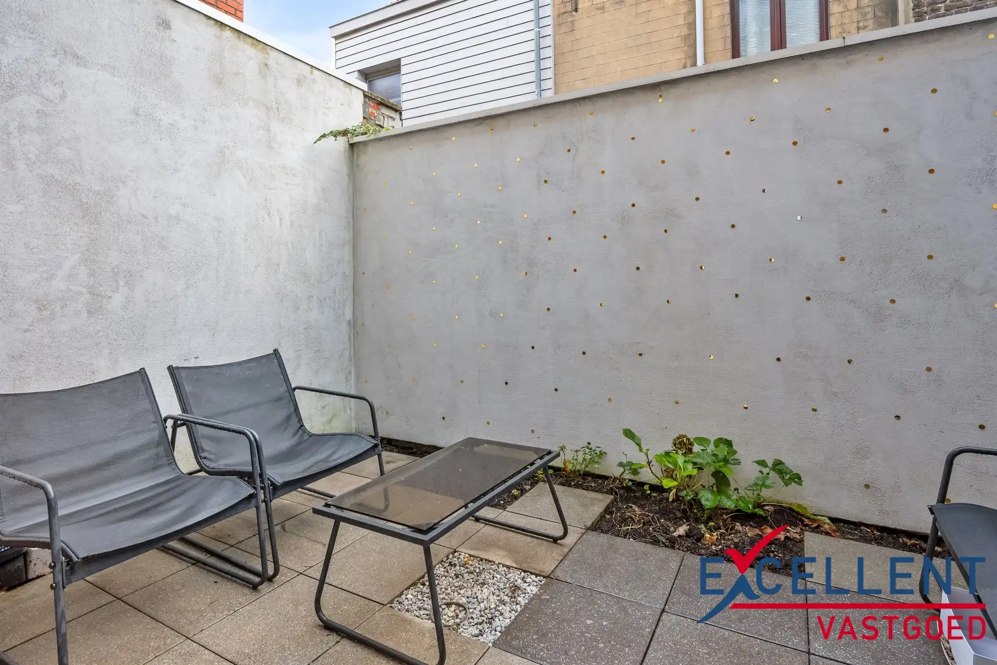 Instapklare starterswoning te Kortrijk foto 10