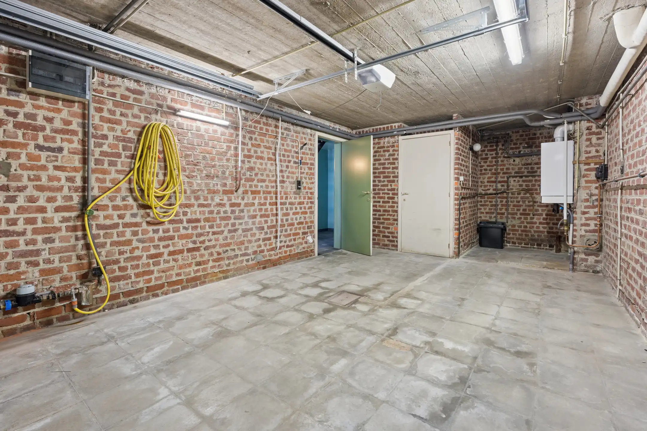 Charmante 2-gevelwoning met tuin en garage foto 14