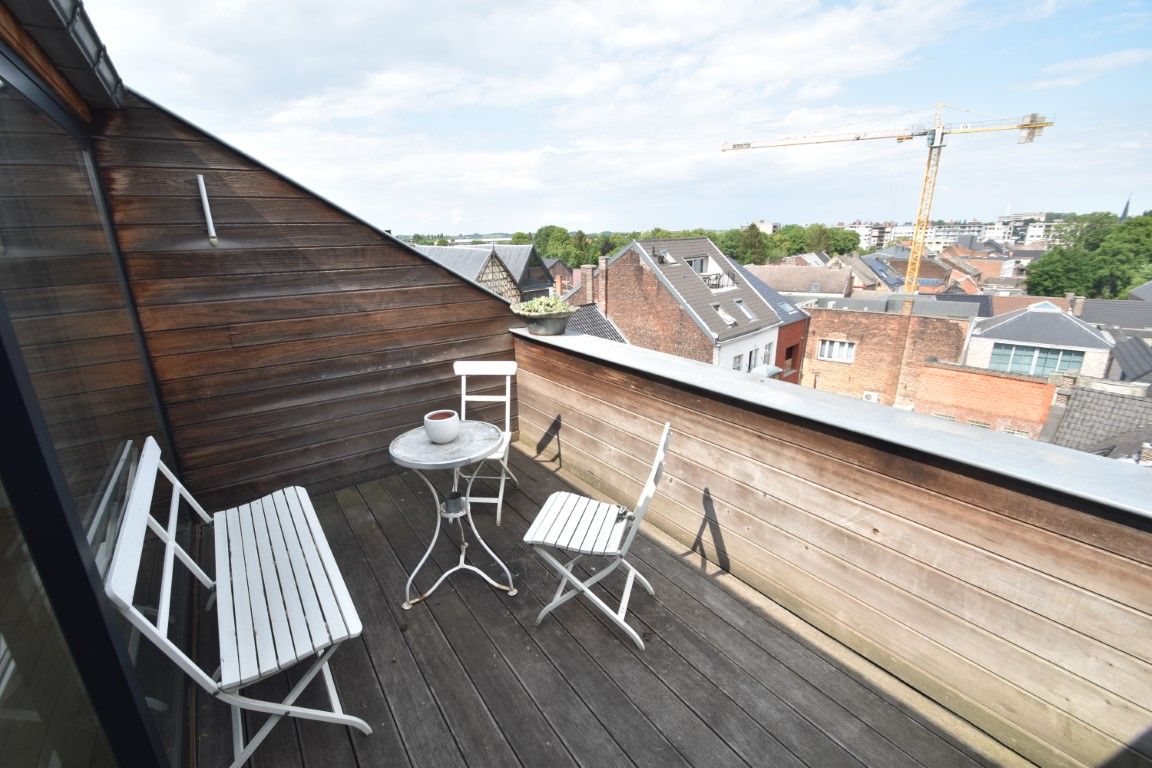 Luxueuze duplex in hartje Tongeren foto 10