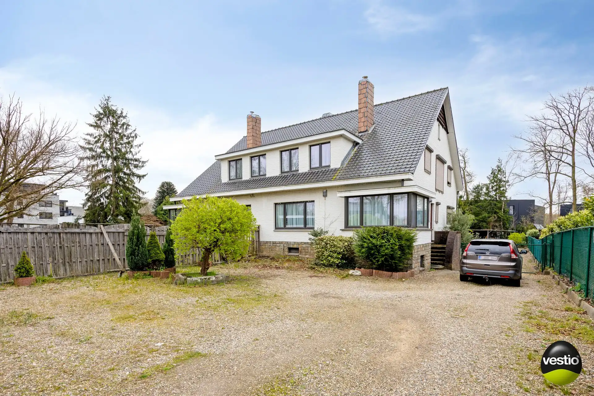 Ruime woning met 3 slaapkamers op vlot bereikbare ligging (Genkersteenweg). foto 19