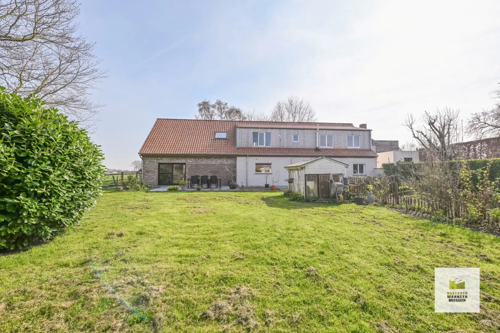 Landelijk en zeer rustig gelegen open bebouwing met 4 slaapkamers op 2.125m2 foto 32