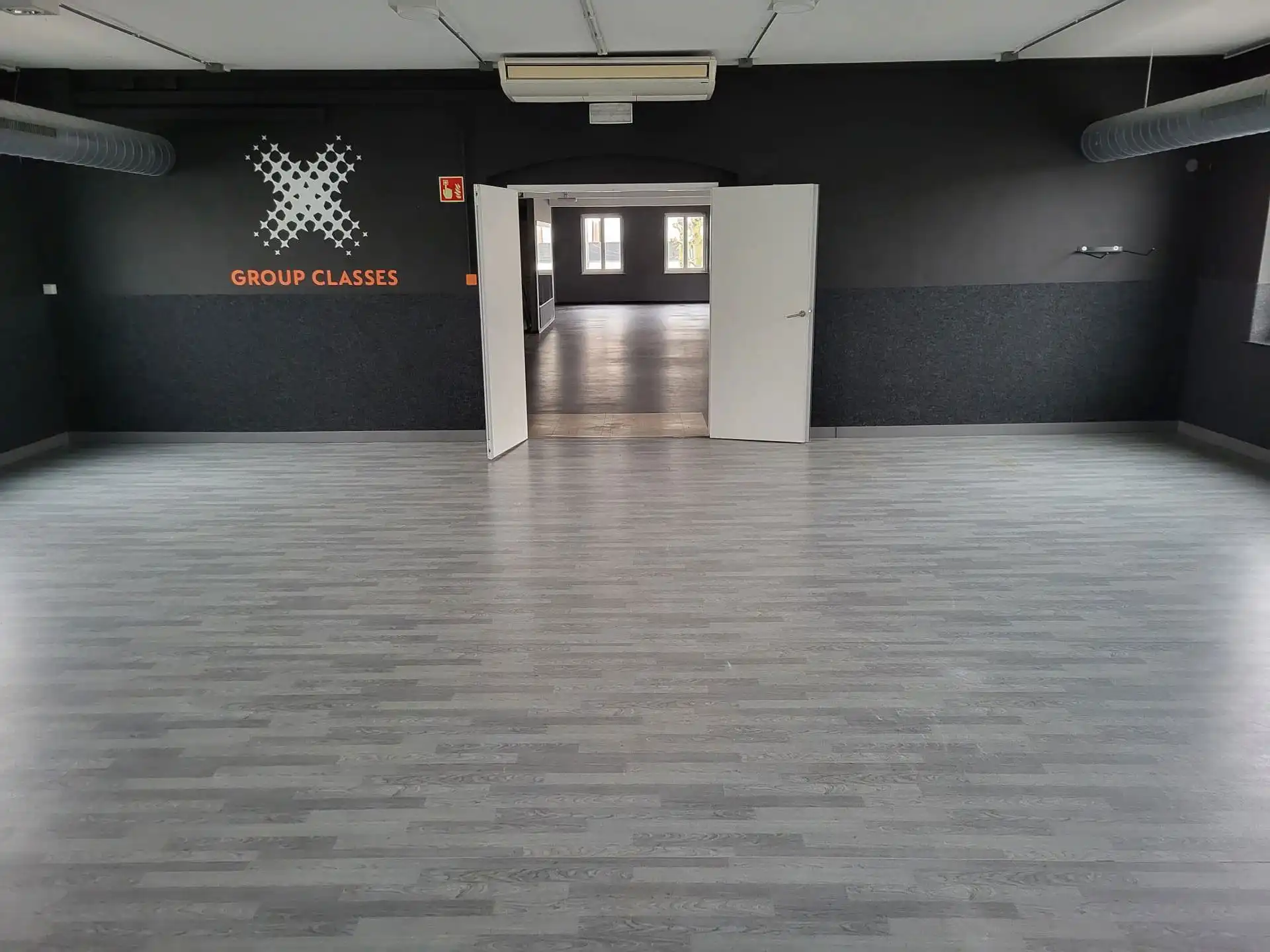 TE KOOP: Multifunctioneel gebouw van 1386m² foto 11