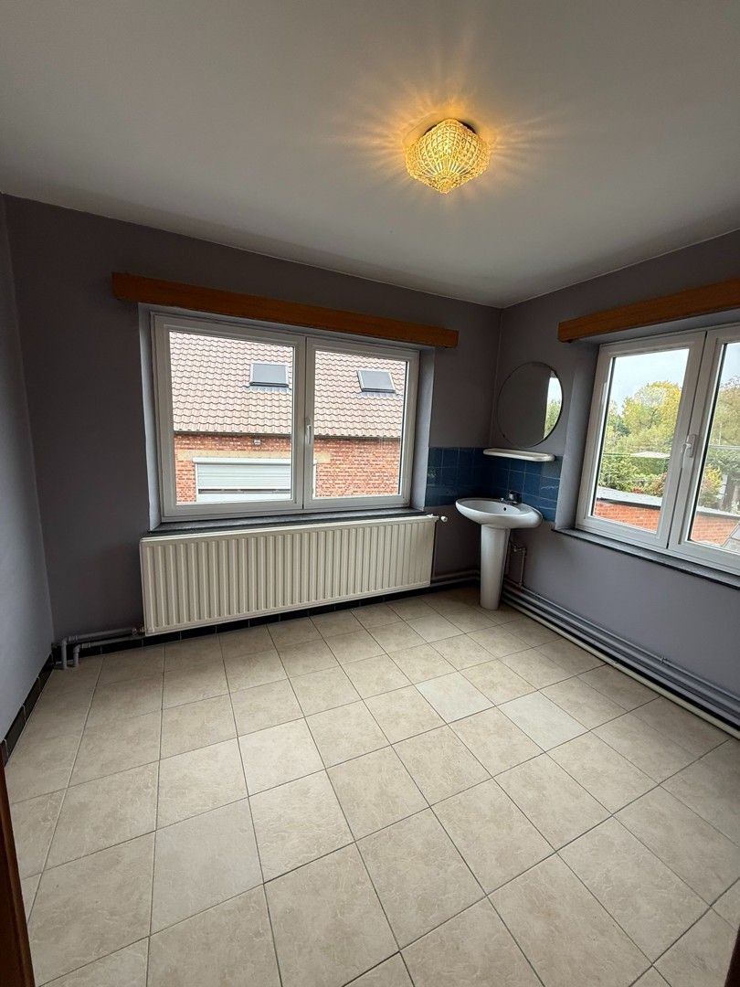 Instapklare woning met 3 slaapkamers en garage in Diepenbeek. foto 23