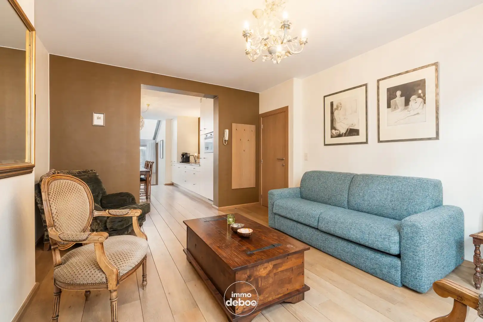 Stijlvol gerenoveerd appartement in hartje Oostende foto 5