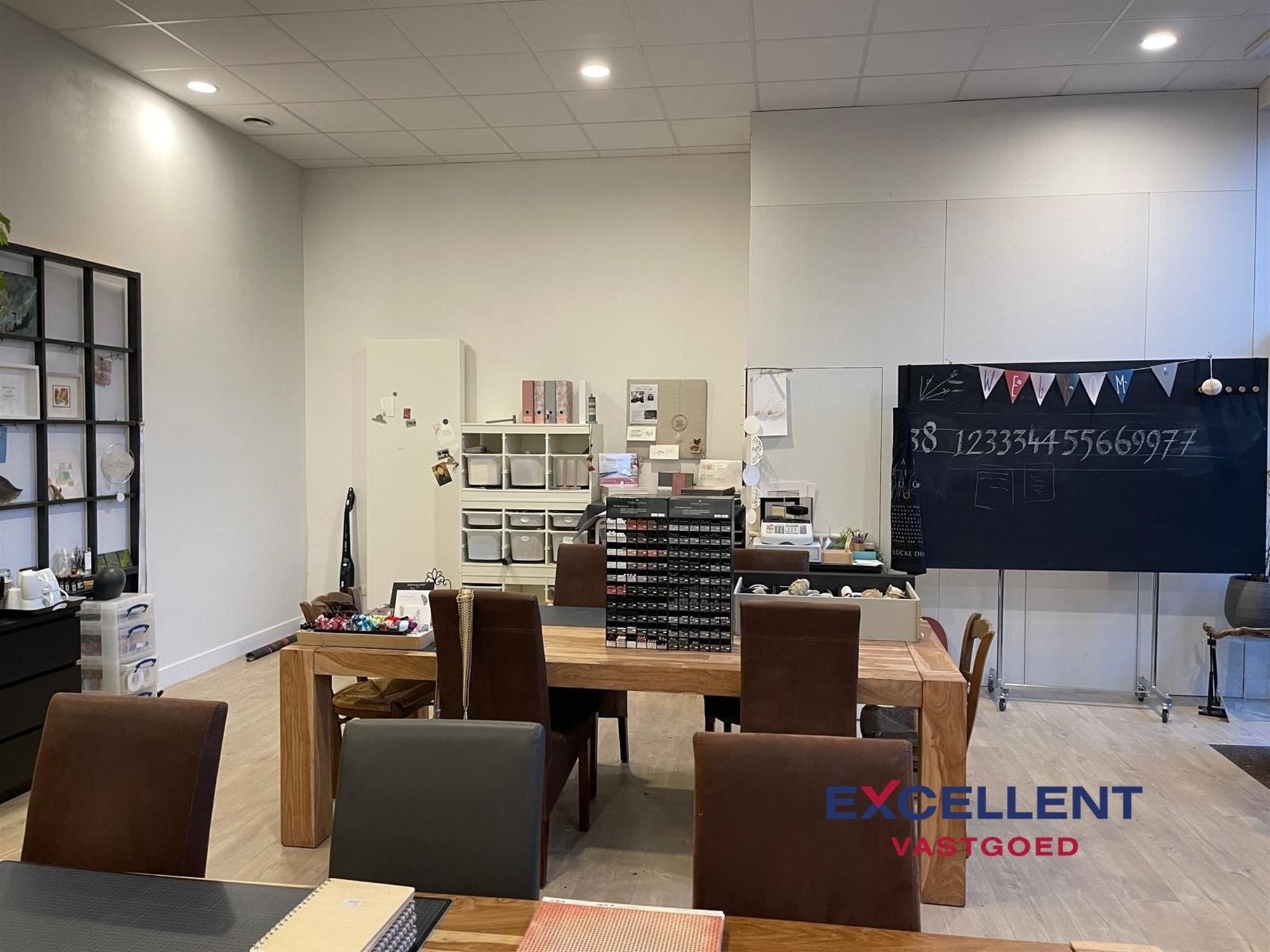 Atelier met etalage te huur op centrale locatie Deinze foto 2