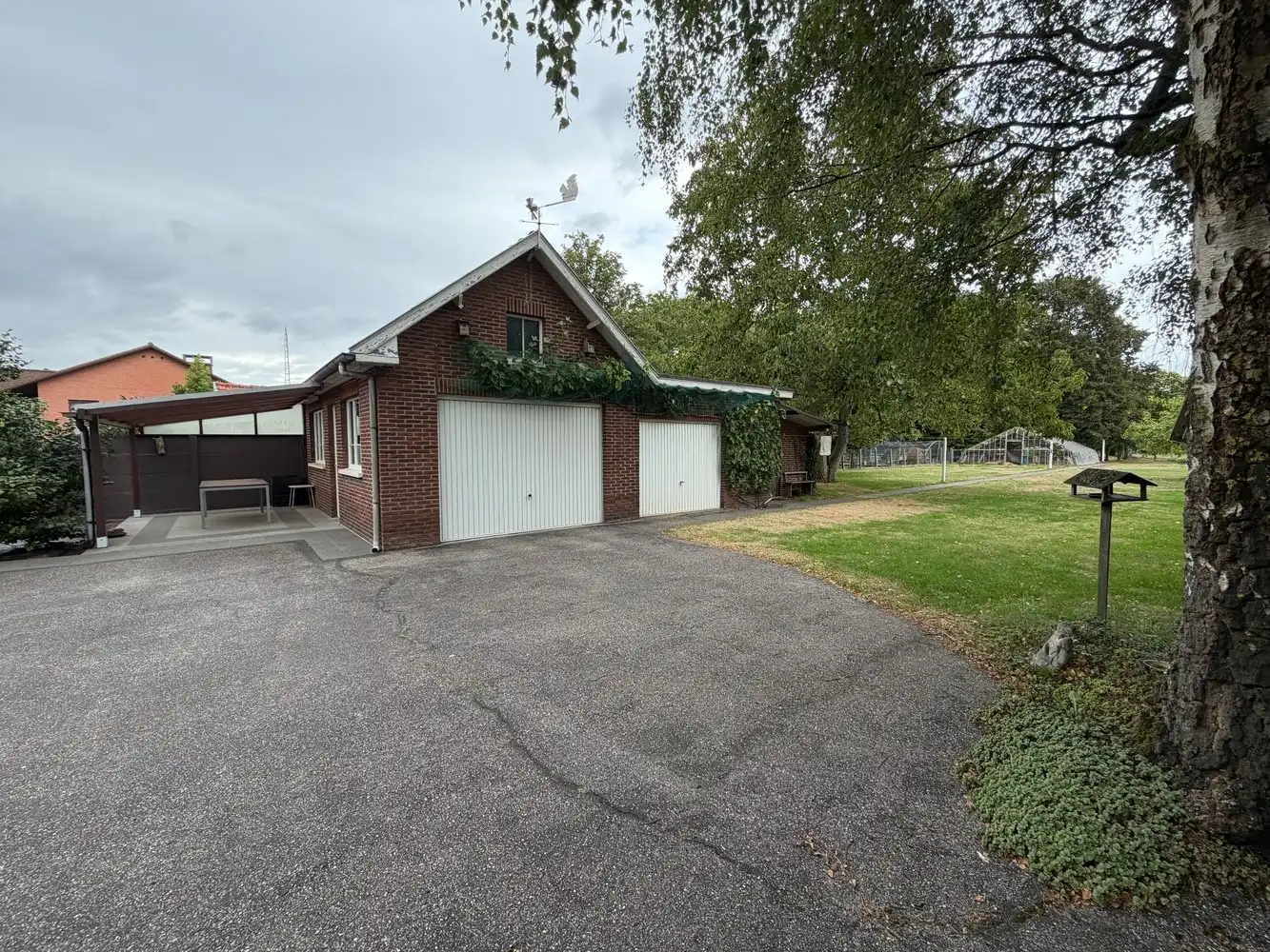 Vrijstaande woning met royale tuin foto 21
