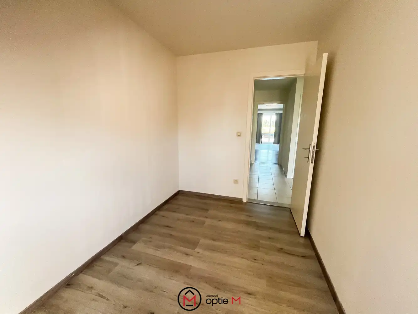 Appartement te huur in Bilzen-Hoeselt– met parkeerplaats en zonnig terras foto 11