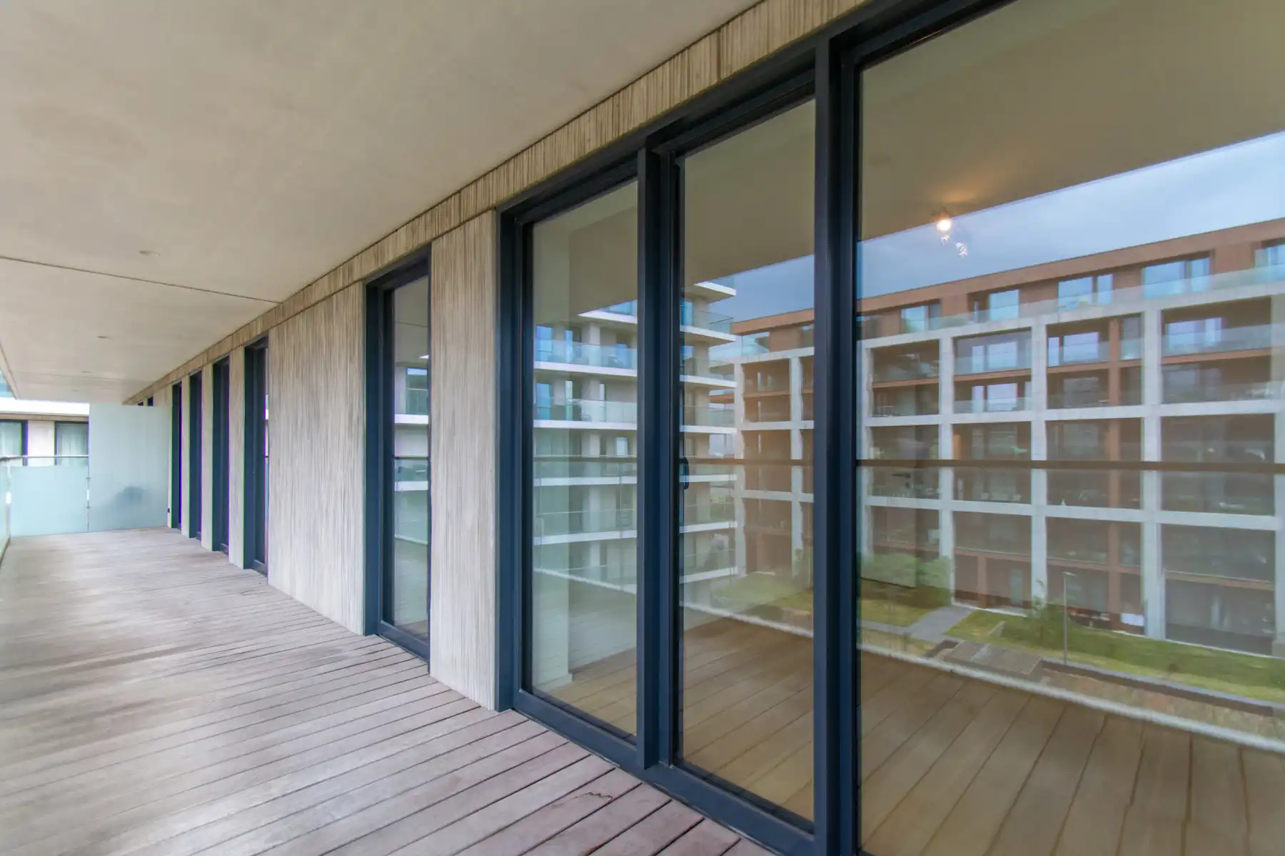Twee-slaapkamerappartement met riant terras foto 5