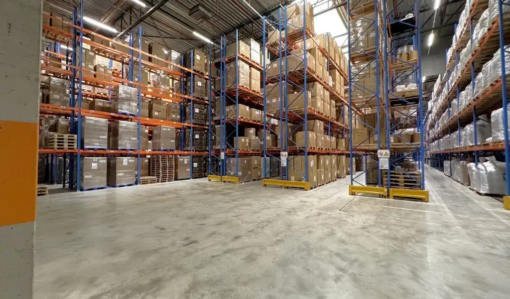 Magazijn te huur op logistieke site te Bornem foto 4