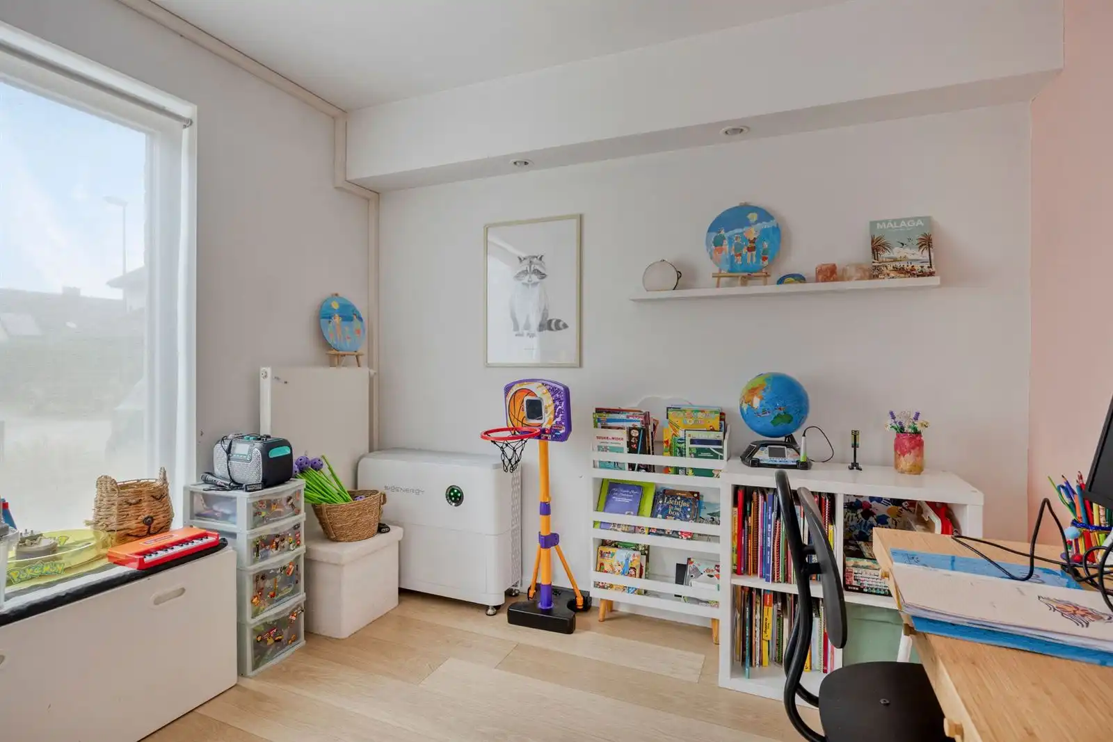 Halfopen bewouwing 5 slaapkamers met tuin  foto 6