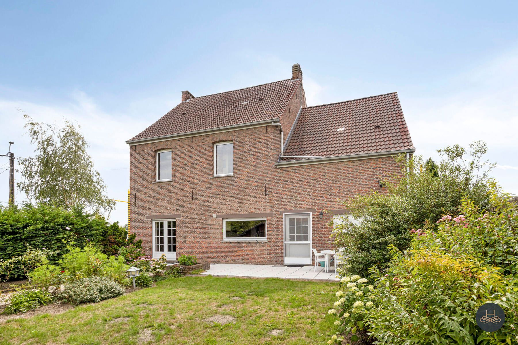 Ruime woning op centrale ligging foto 29