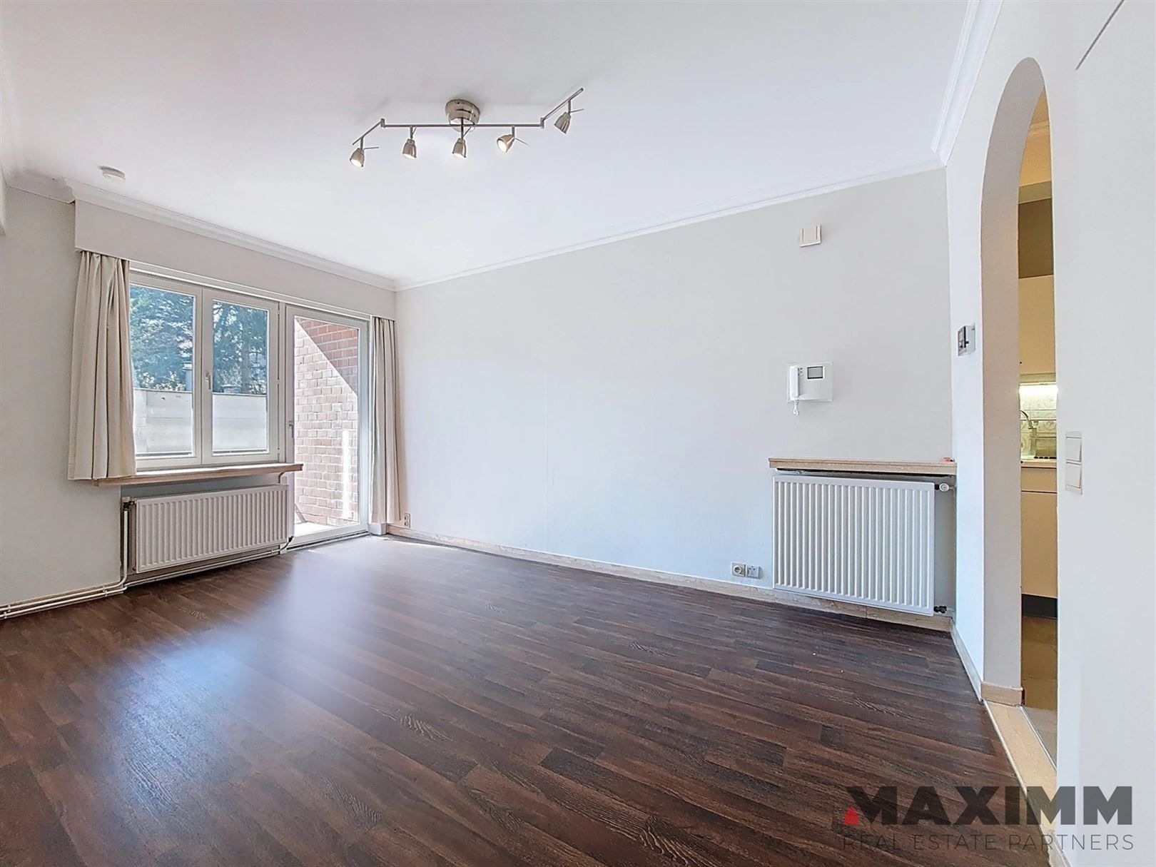 Prachtige, degelijke studio op een uitstekende locatie. foto 6