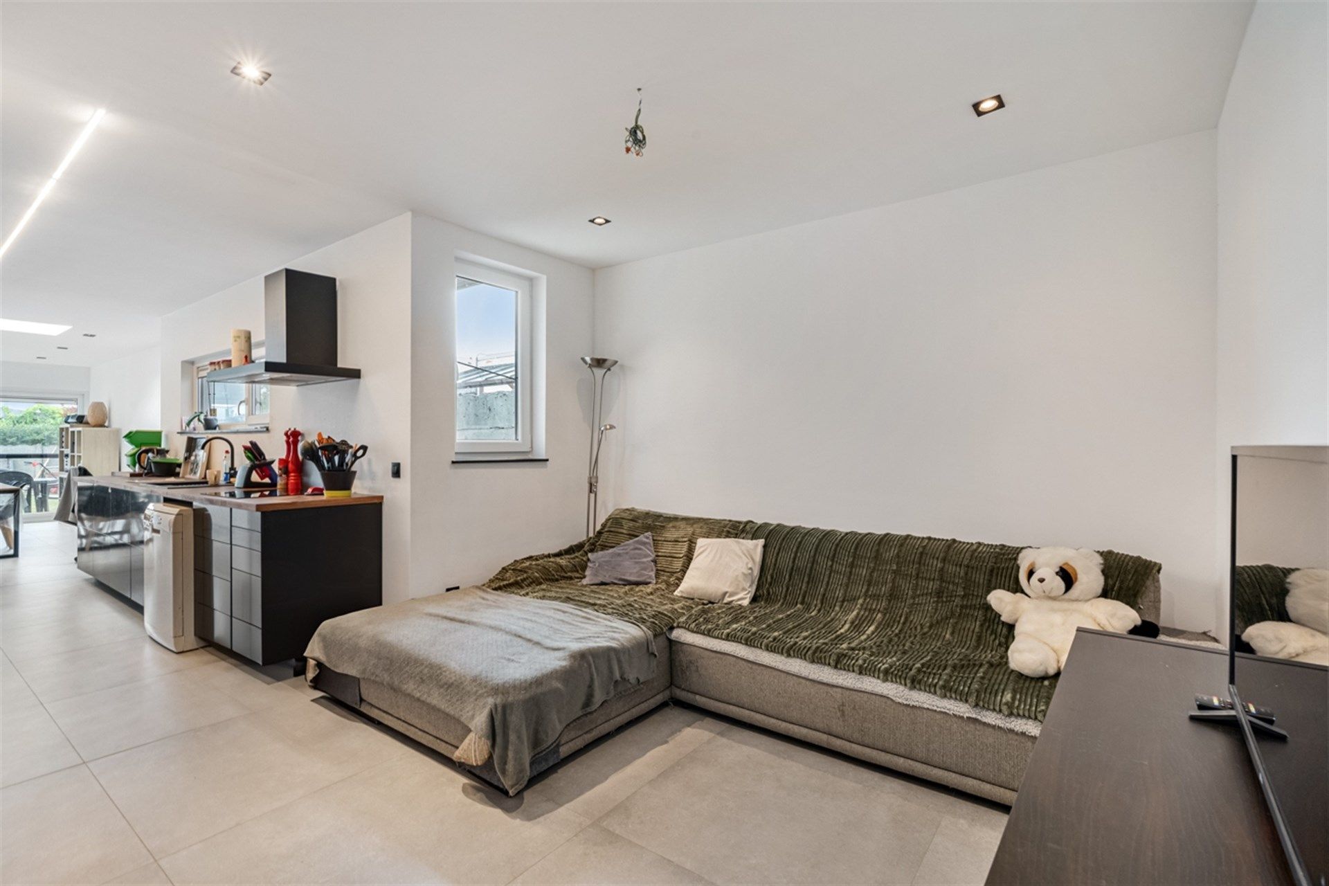 Volledig gerenoveerde woning in De Klinge foto 2