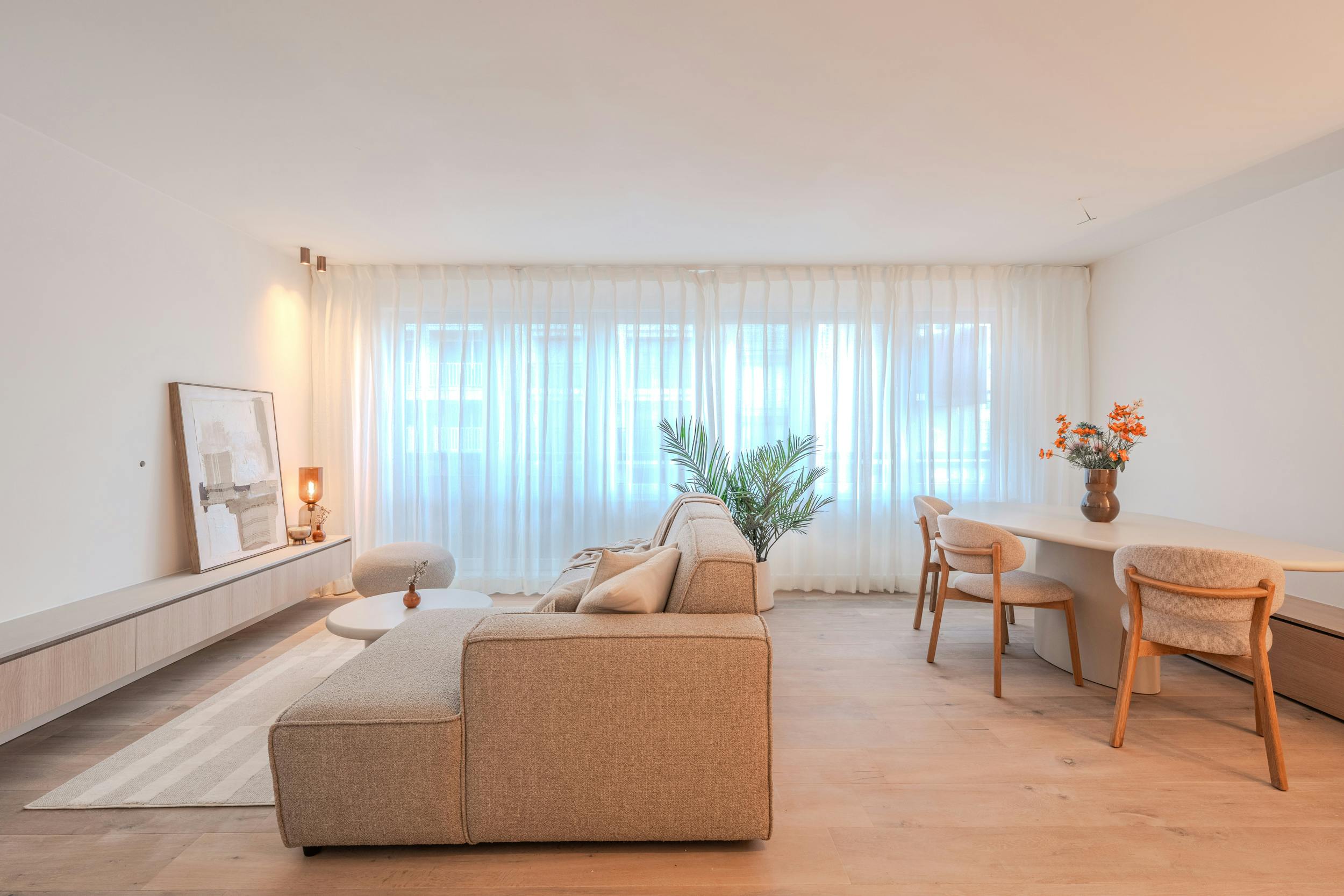 Ruim appartement met twee slaapkamers op topligging foto 3