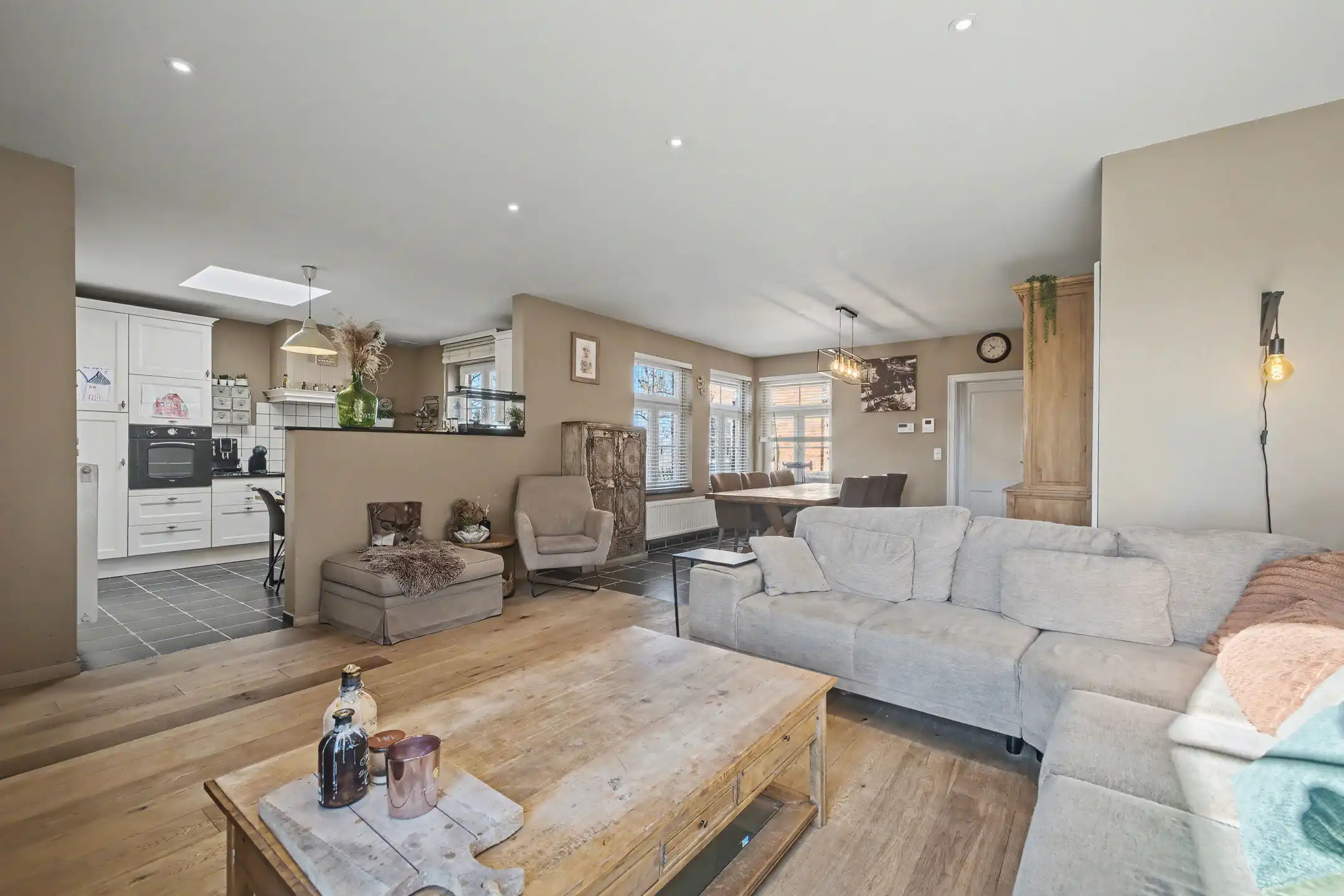 Instapklare ruime woning met unieke ligging nabij congoberg foto 8