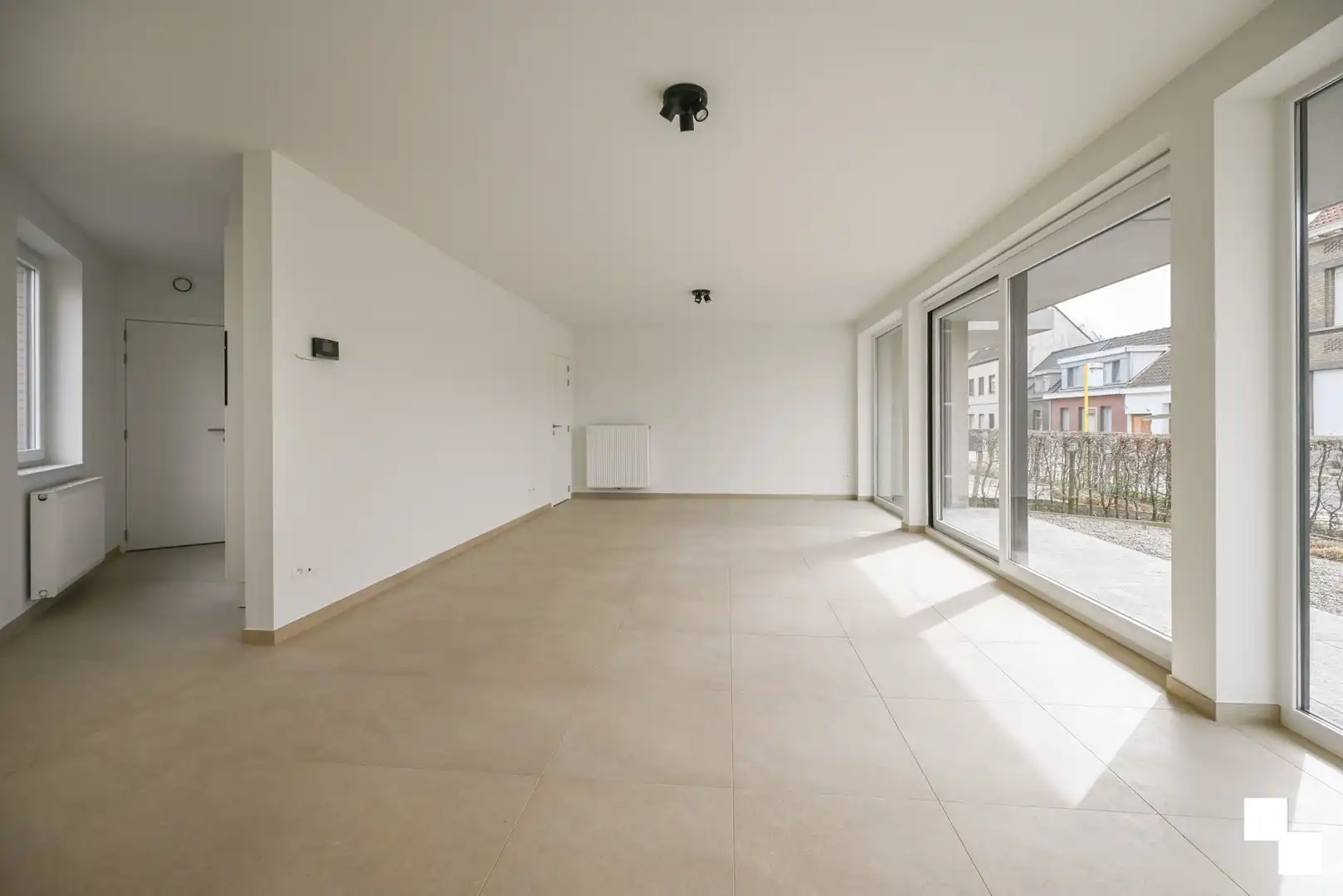 Nieuw appartement met twee slaapkamers te Izegem foto 9