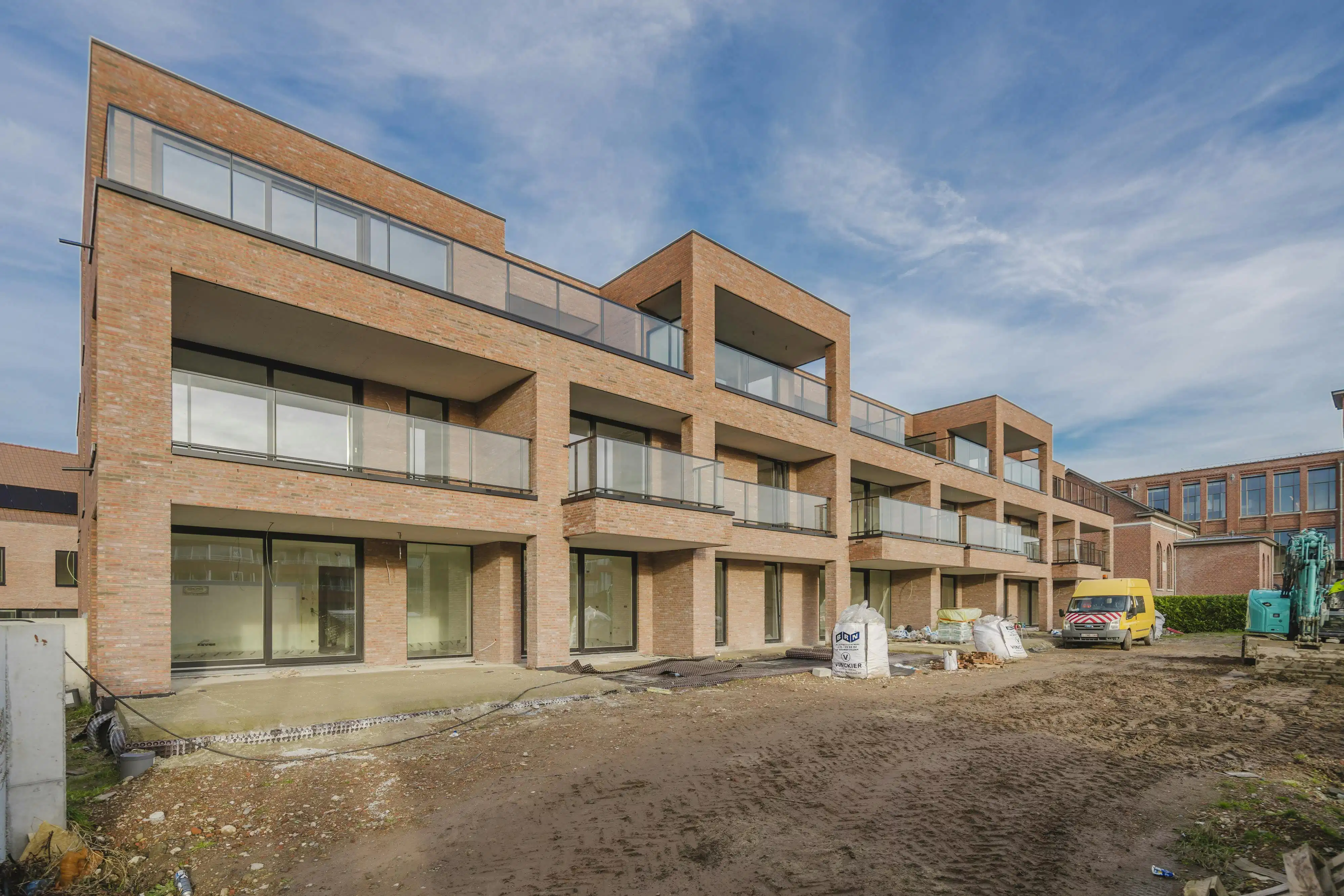 Nieuwbouwappartement met zonnig terras te koop in Sluis 9 foto 4