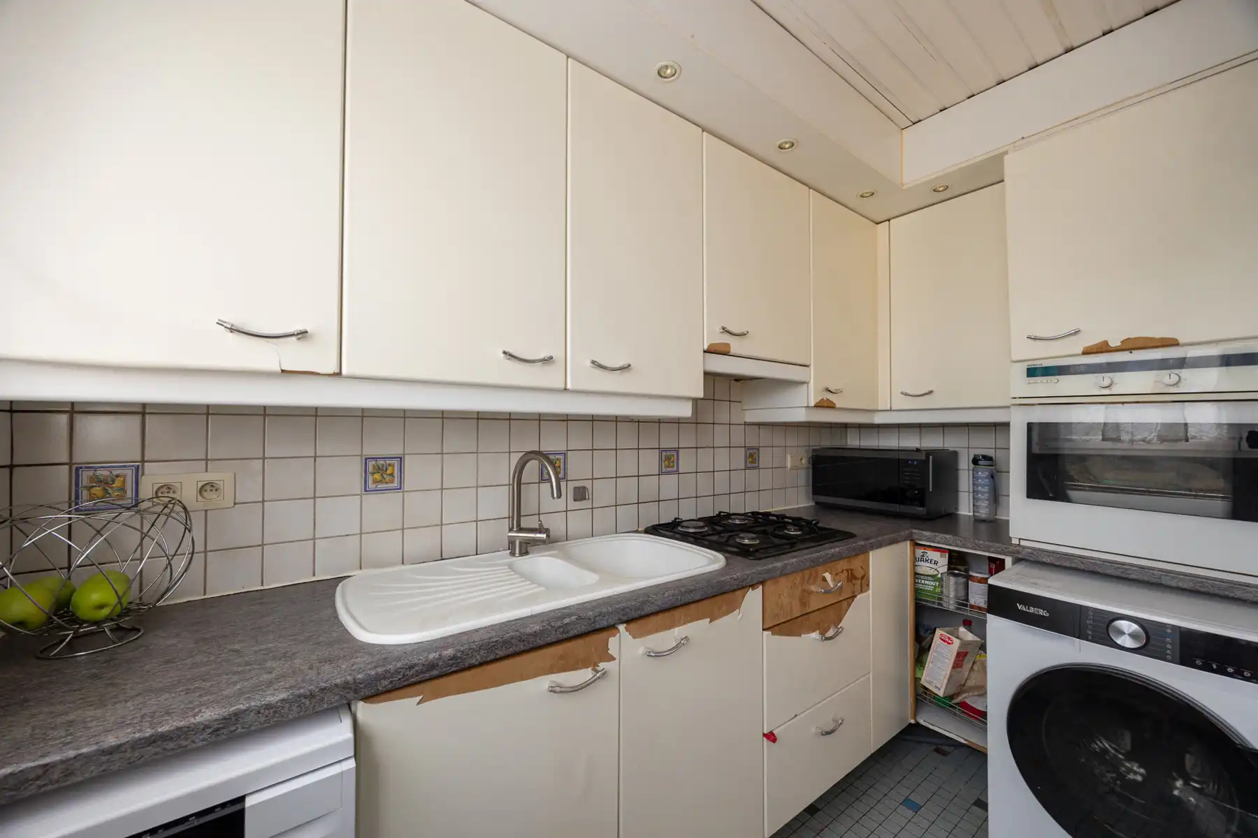 Goed gelegen, instapklaar appartement foto 5