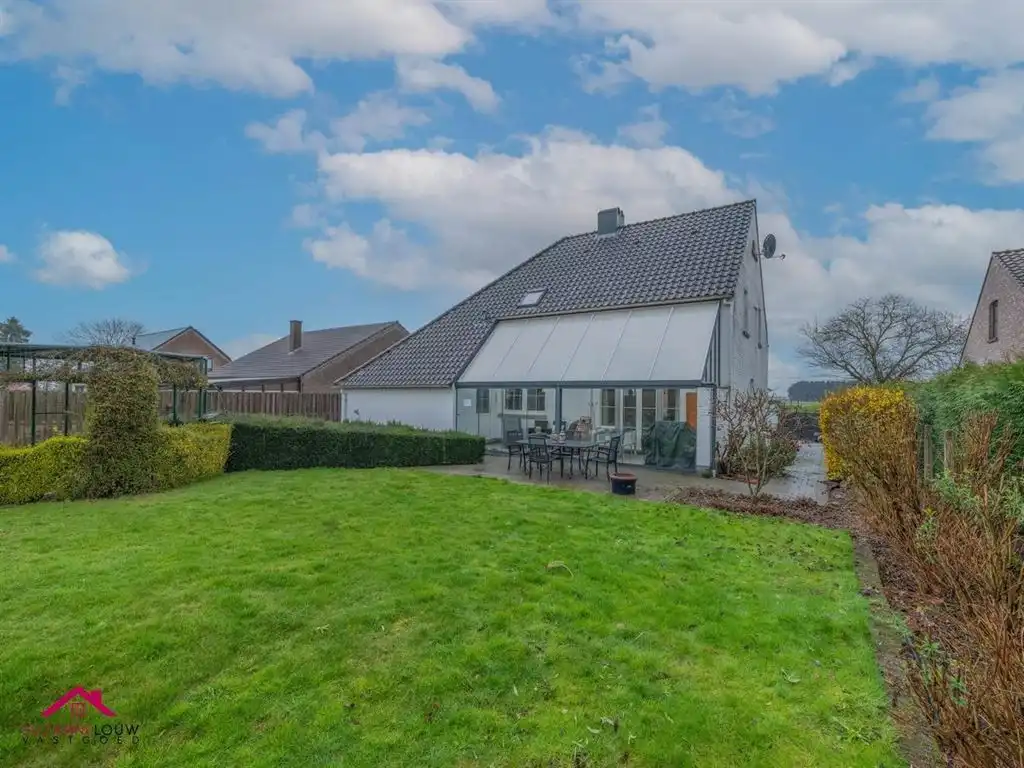 Charmante vrijstaande woning foto 5