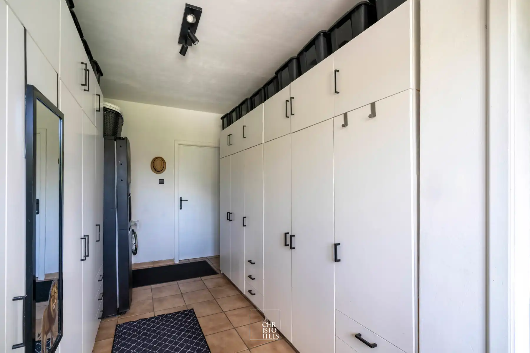 Instapklare gezinswoning (199m²) in gegeerde buurt te Lanaken!  foto 14