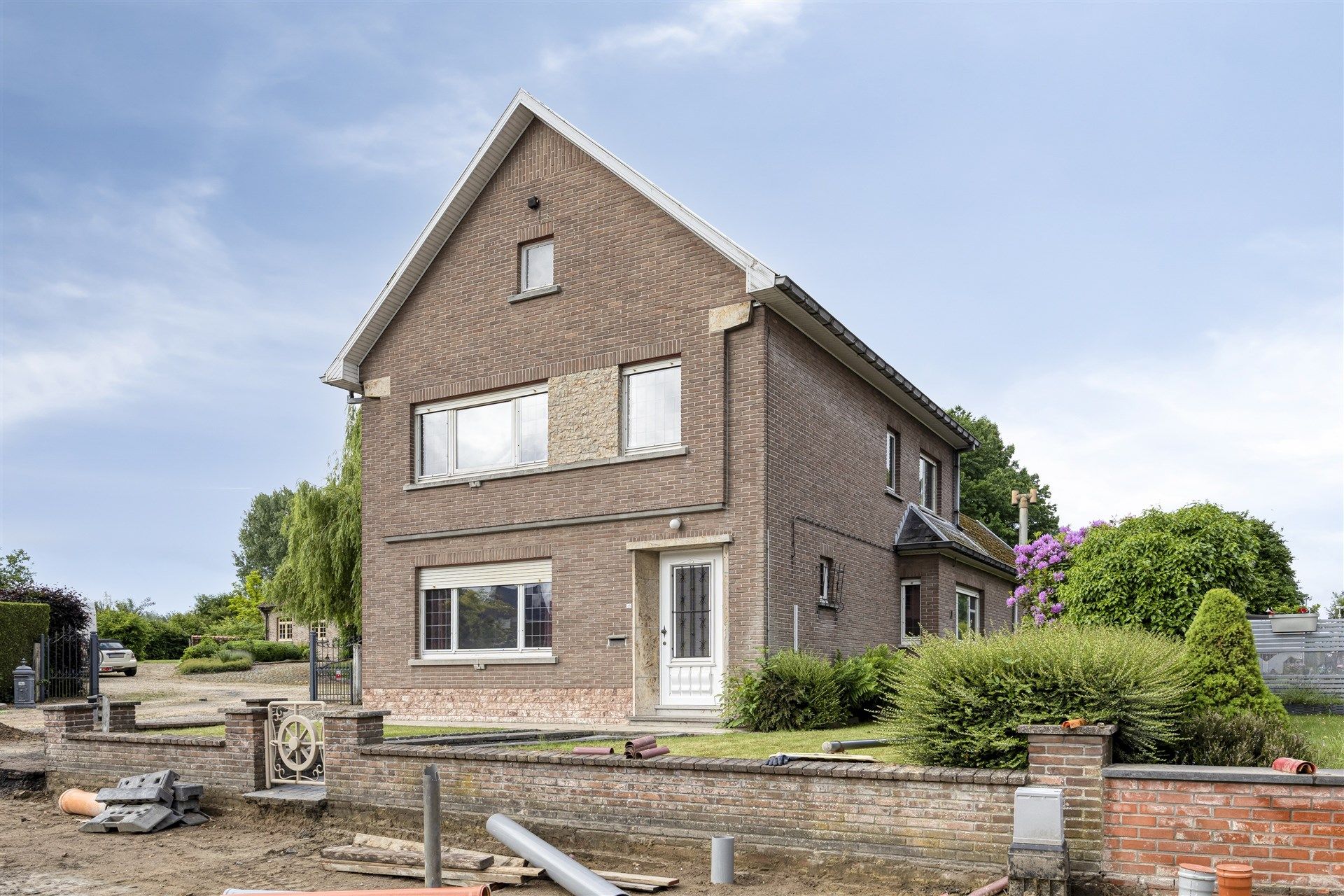 Hoofdfoto van de publicatie: Ruime woning met grote tuin te Landskouter (Oosterzele)