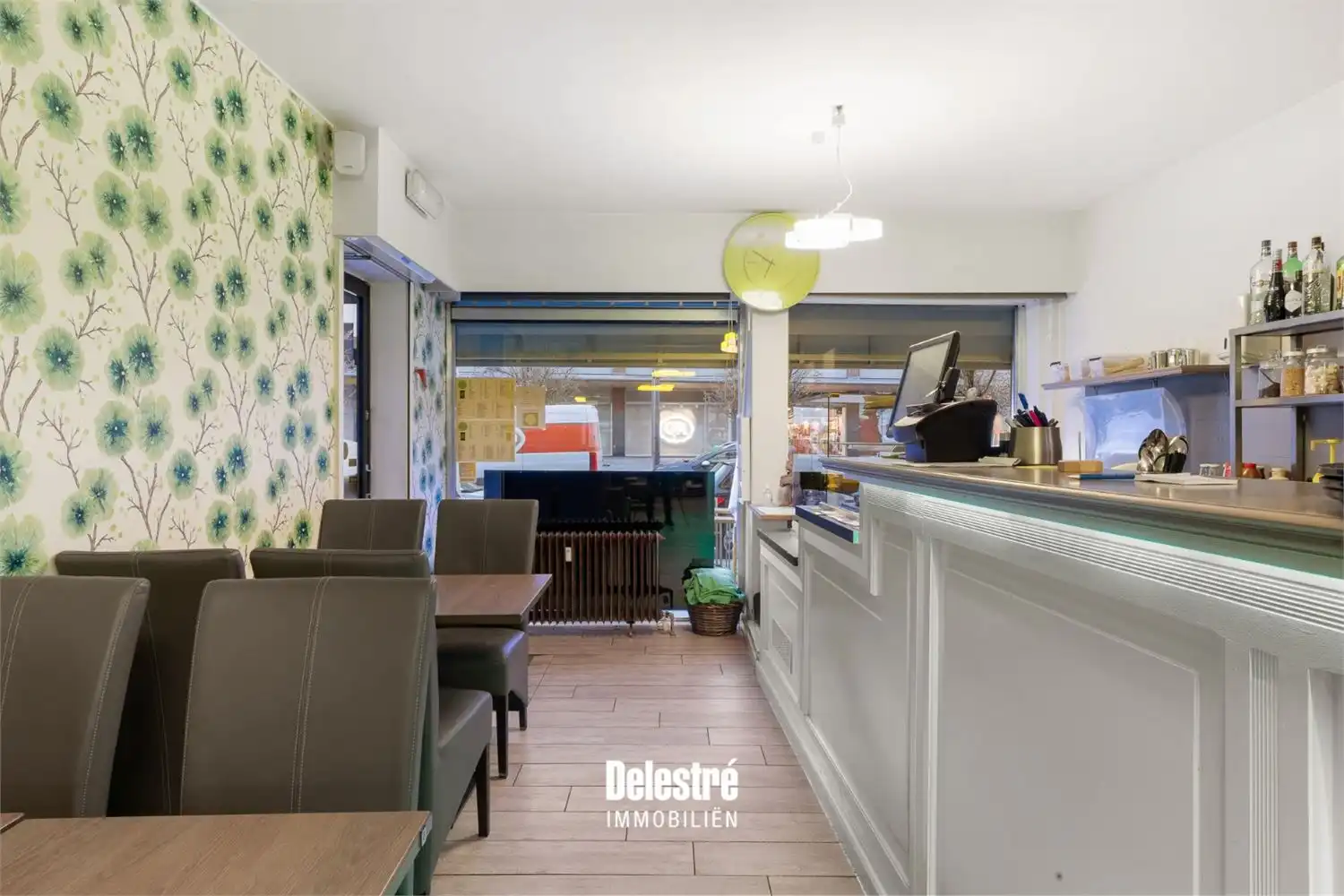 GOED DRAAIENDE HORECAZAAK CENTRUMLAAN OVER TE NEMEN foto 9