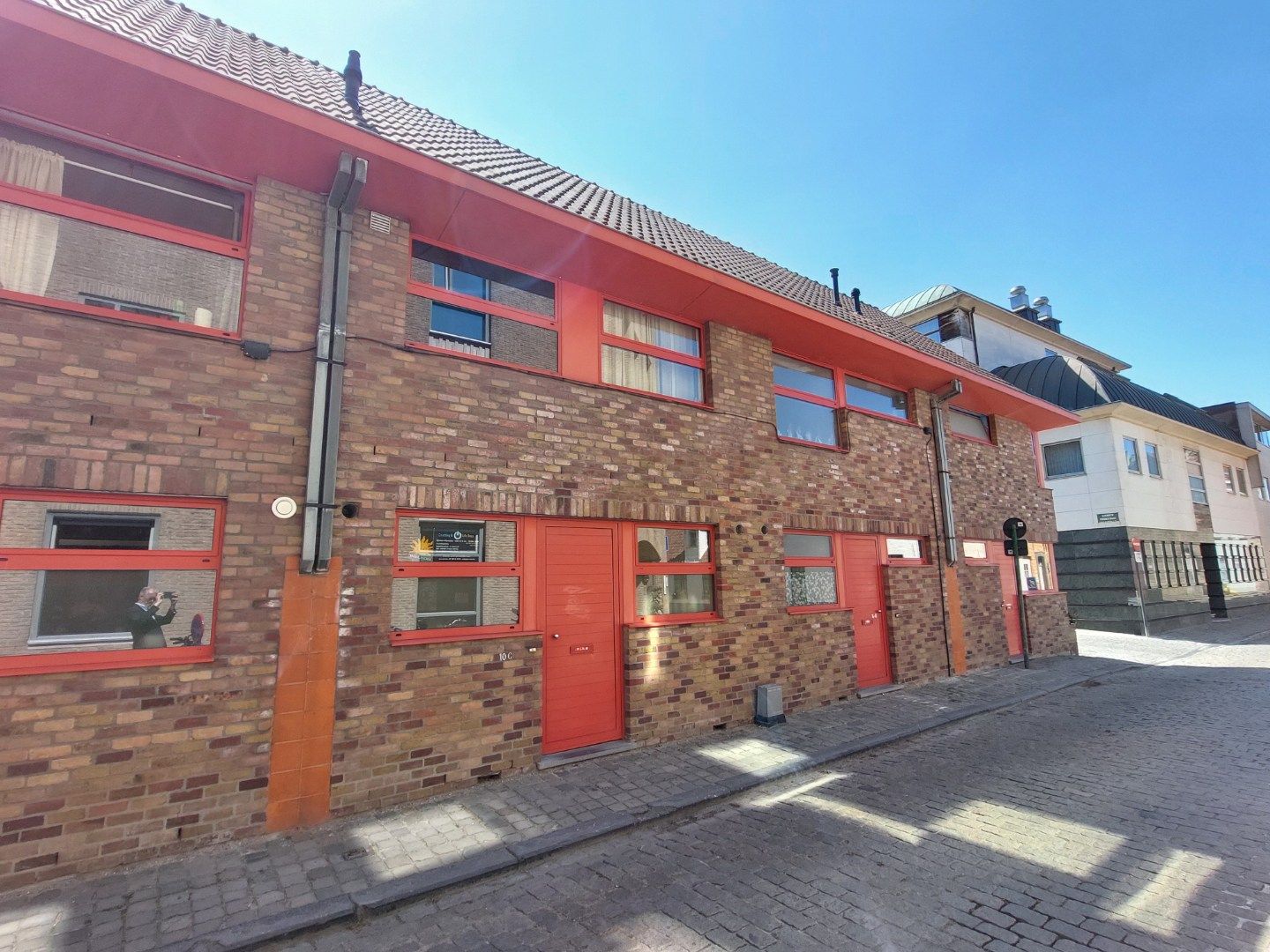 Instapklare woning (gebouwd in 2000)  foto {{pictureIndex}}