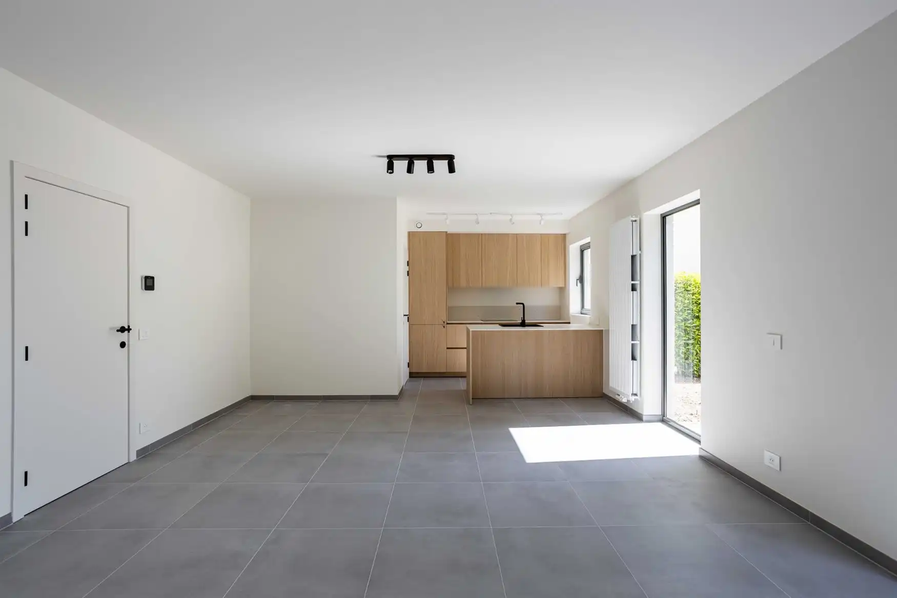 Gelijkvloersappartement met private tuin en open veldzicht in Aalter foto 6
