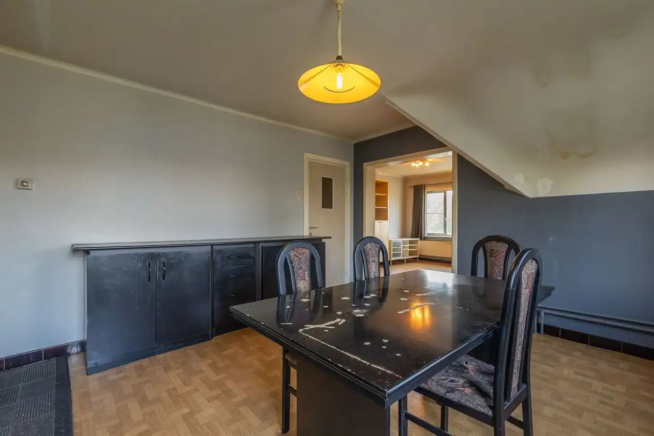 Te renoveren woning met ruimte, rust en potentieel foto 19