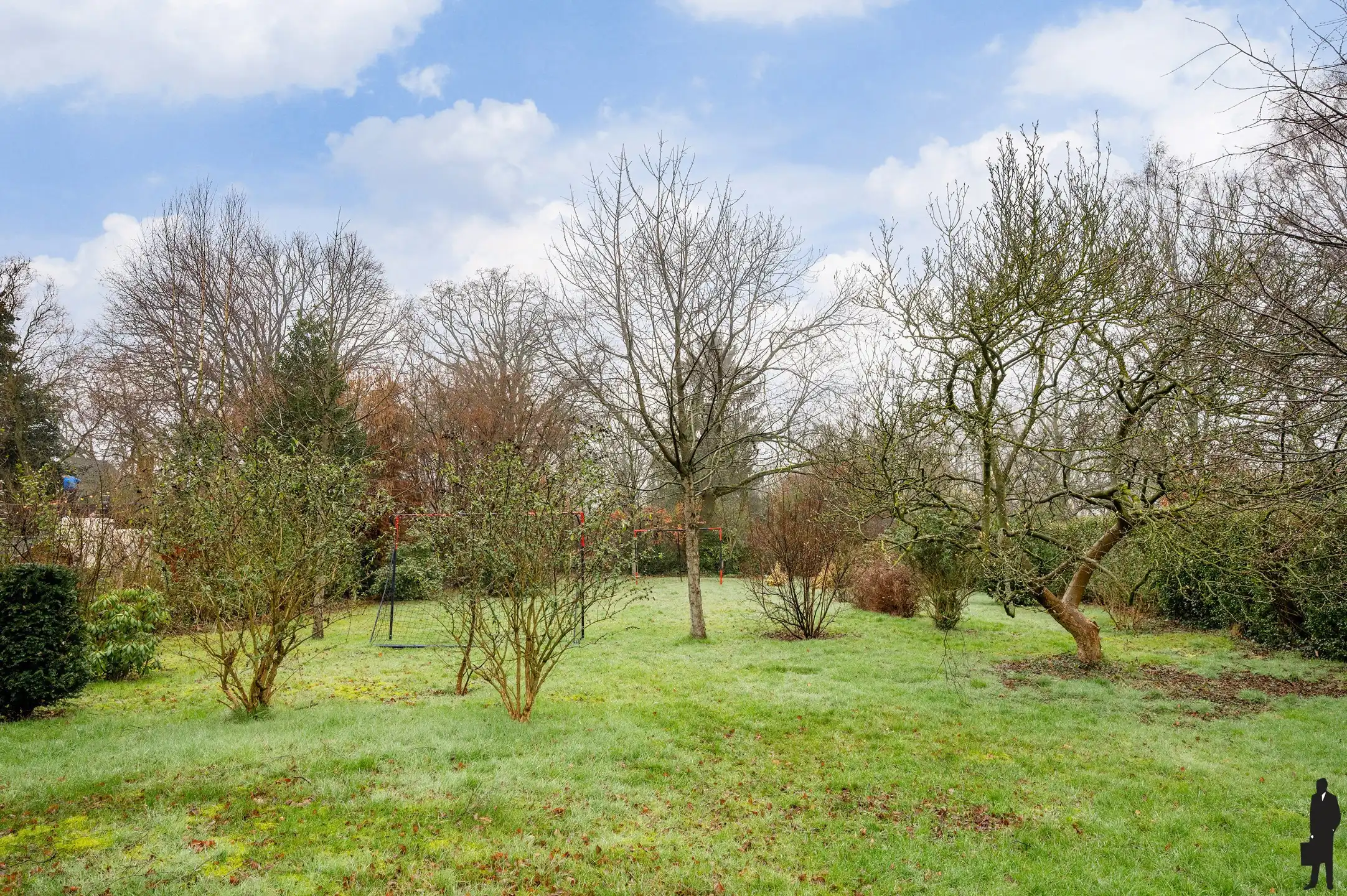 Charmante woning met prachtige tuin foto 26