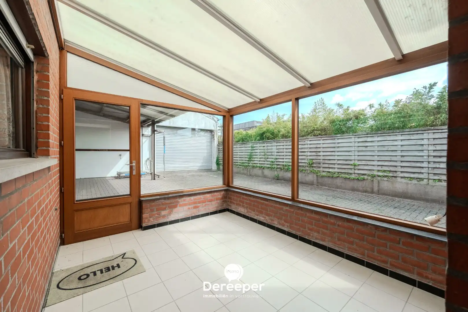 Commercieel pand met showroom, atelier, opslagplaatsen en woonst op toplocatie foto 18