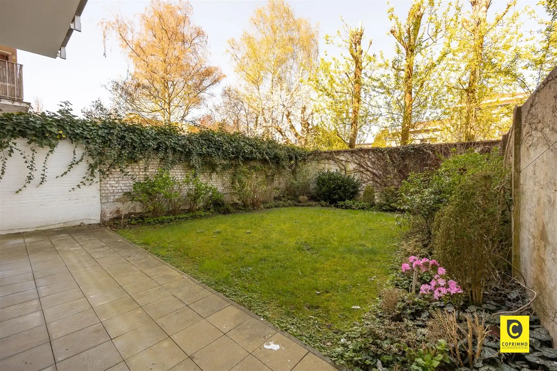 Charmant gelijkvloers appartement met tuin! foto 6