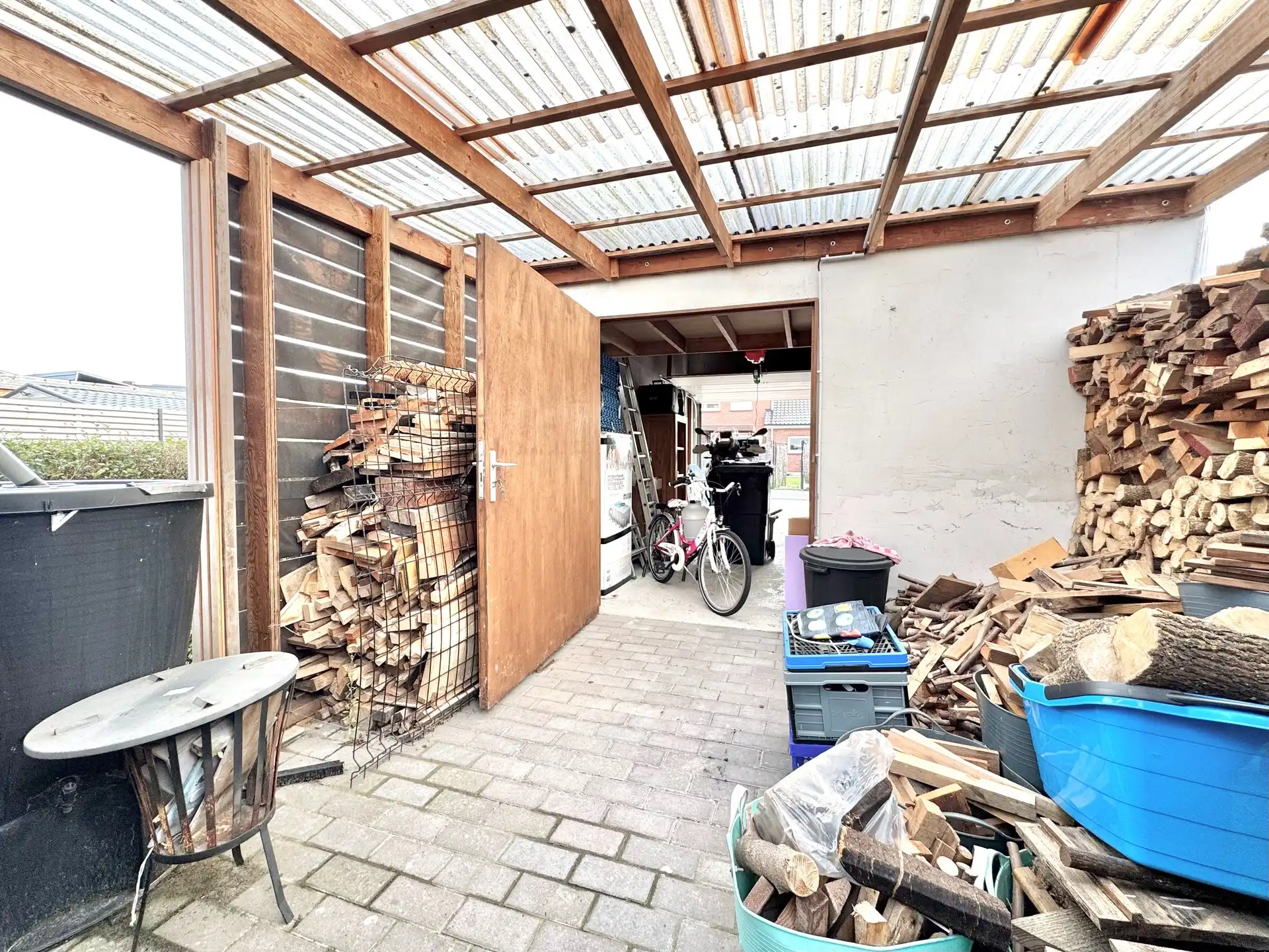 HALFOPEN WONING MET 4 KAMERS, TUIN & GARAGE - 359 m² foto 21