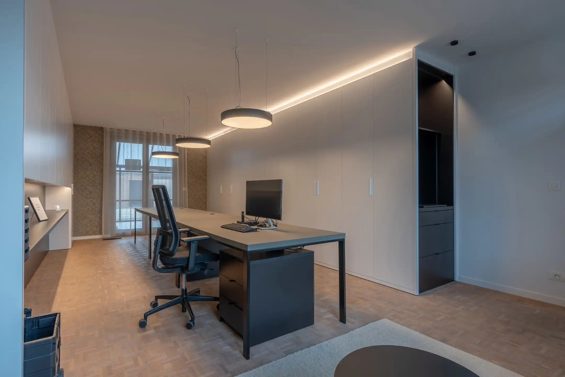 Op te frissen woning met 3-4 slpk op toplocatie te Arendonk foto 6