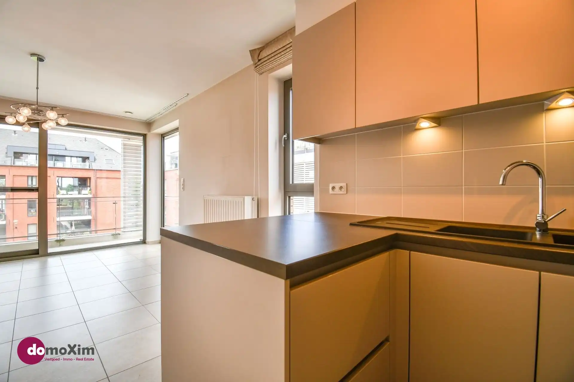 Instapklaar 3-slaapkamer appartement met parking in hartje Boortmeerbeek foto 11