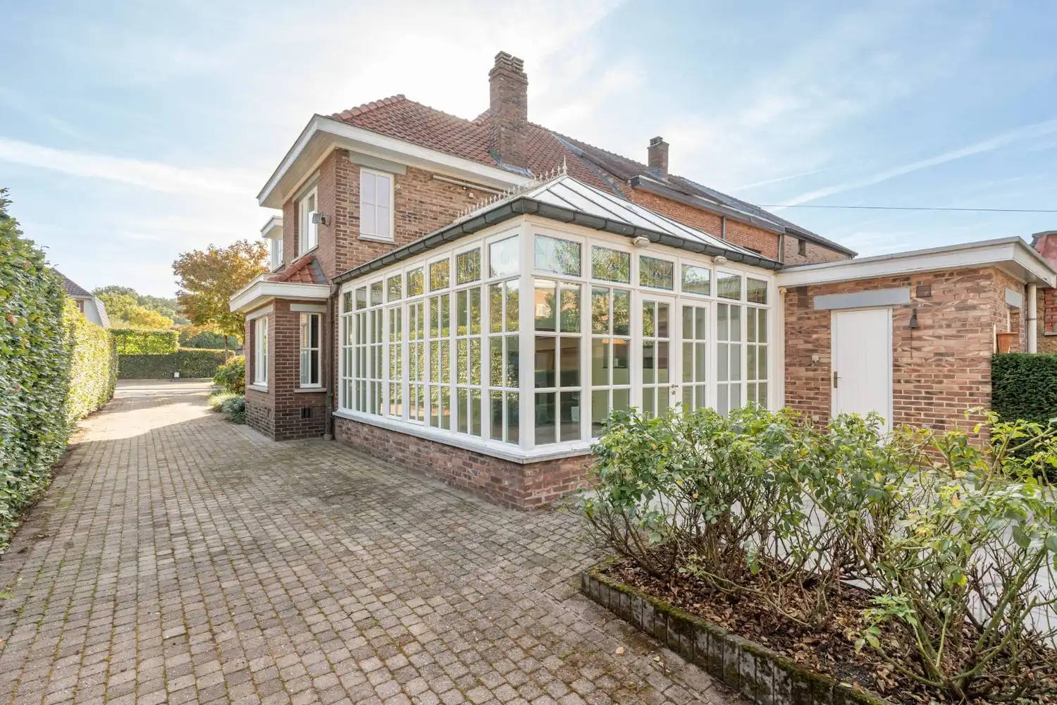 Karaktervolle woning met authentieke charme en lichtrijke tuinkamer! foto 4