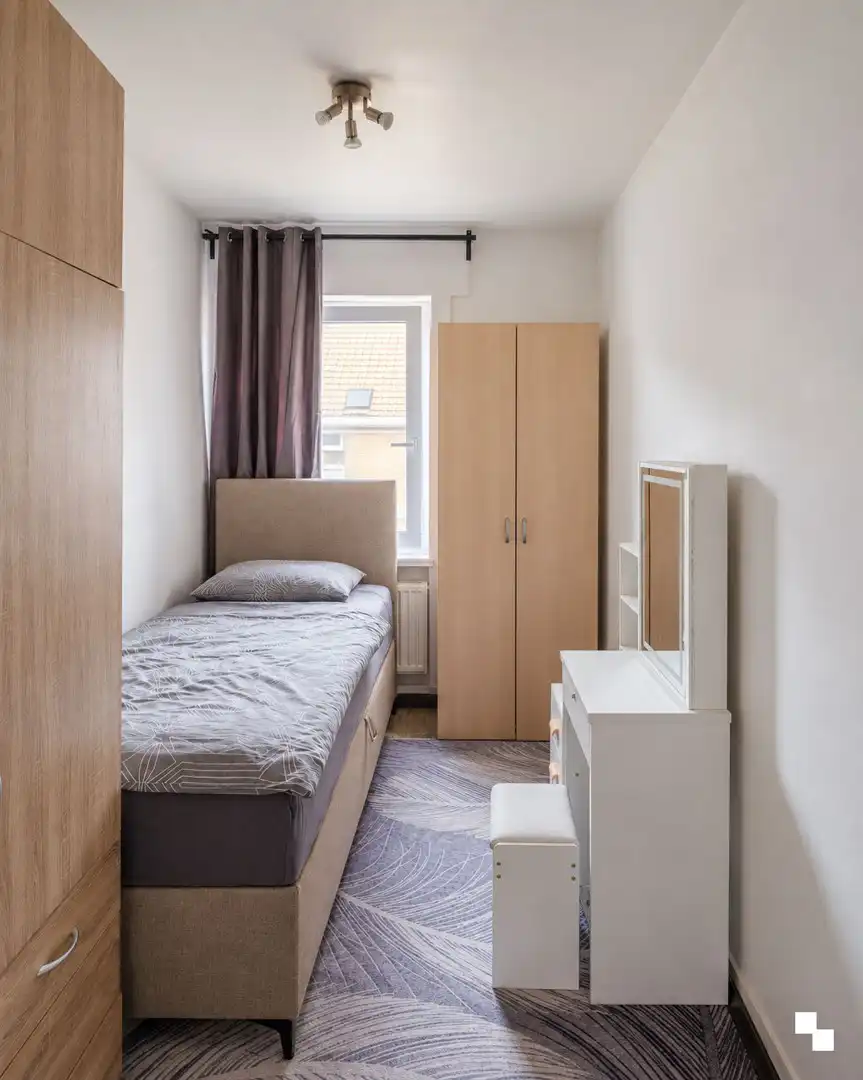 Bel-etage woning met drie slaapkamers en tuin ten noorden van Gent foto 12