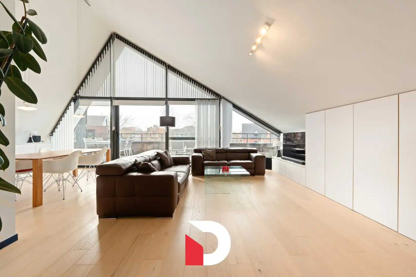 Dakappartement met 3 slk en riant zonneterras te Kristus-Koning foto 3